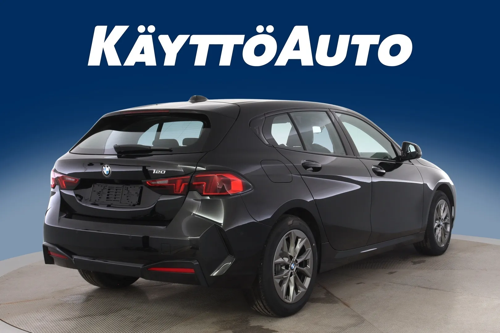 BMW 120 ZPX-675 carousel image