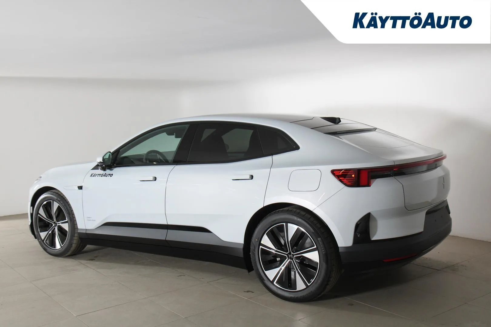 Polestar 4 XTT-699 carousel image