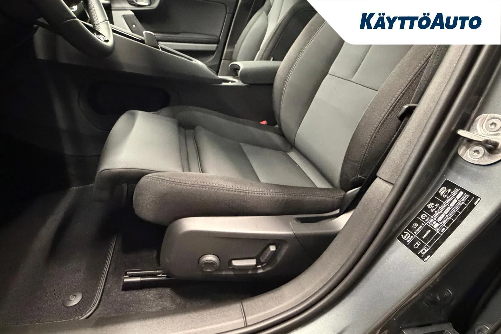 Polestar 2 CSN-436 carousel image