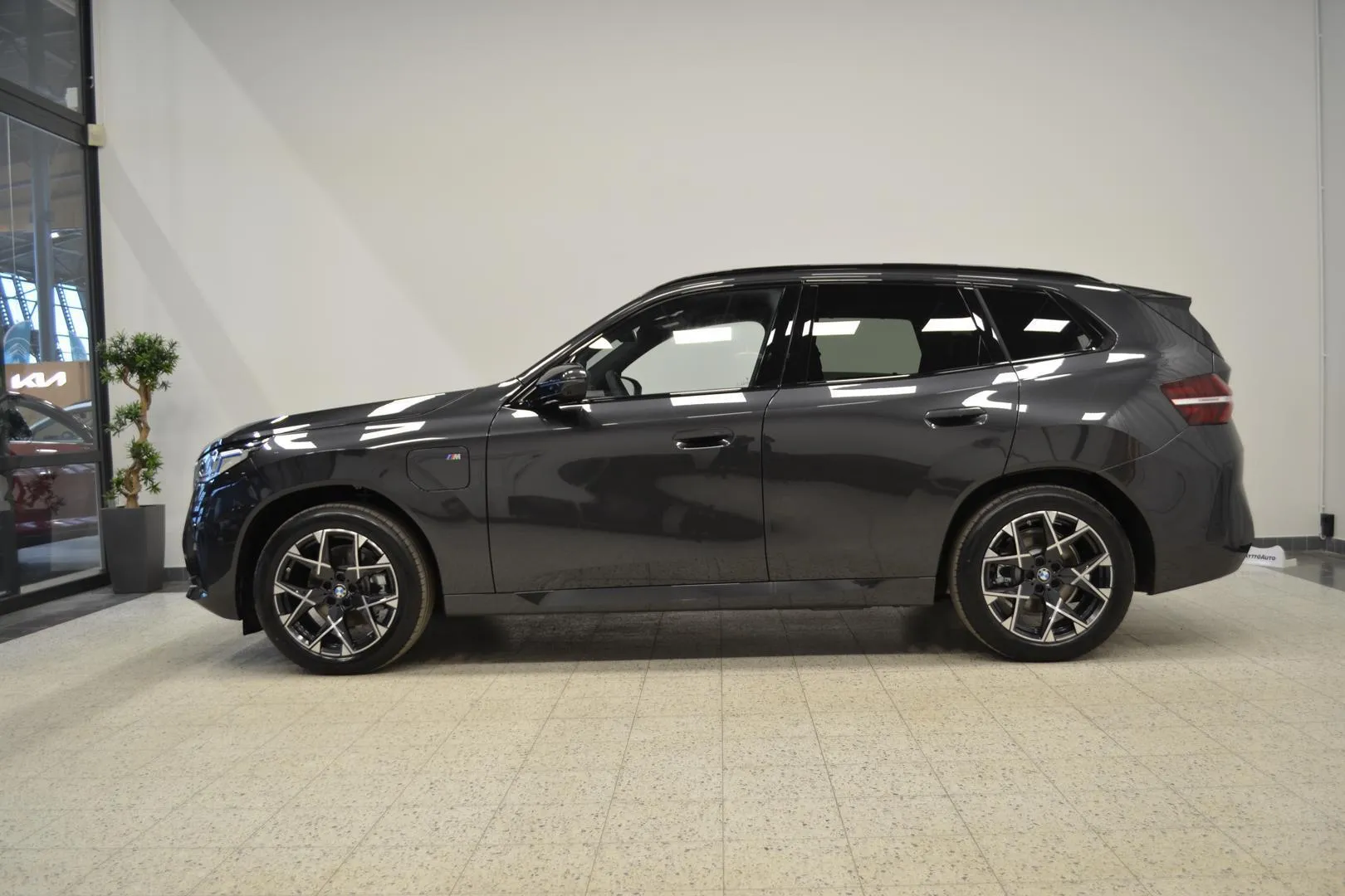 BMW X3 ZPZ-396 carousel image