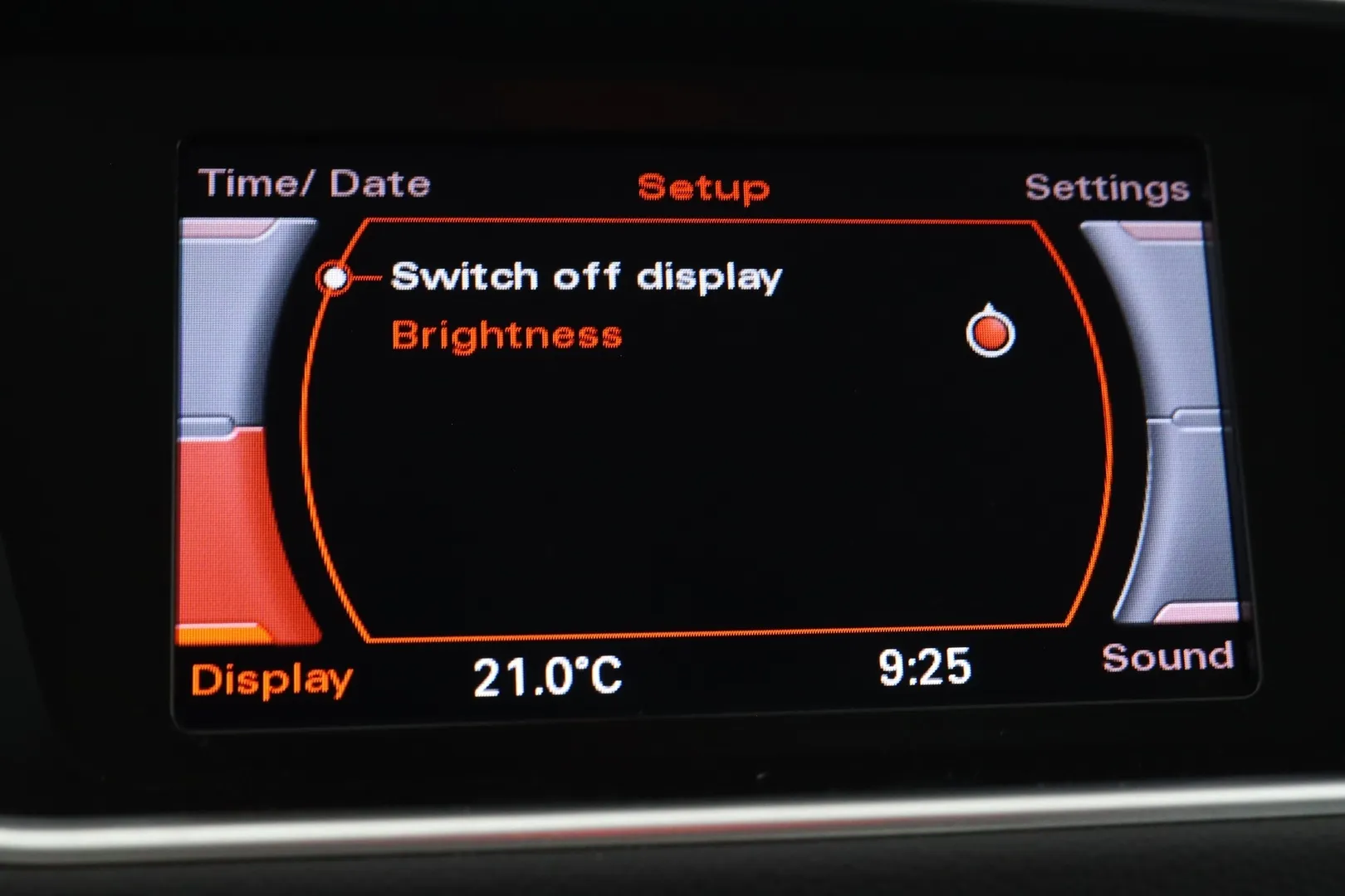 Audi Q5 CIY-746 carousel image