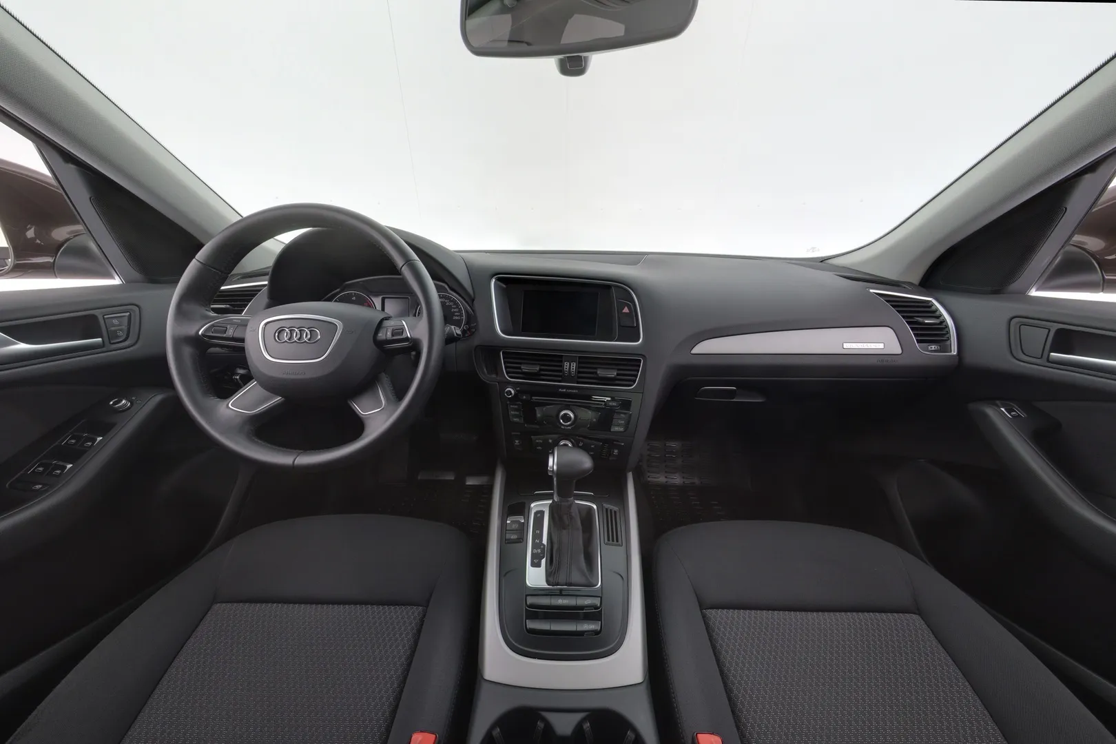 Audi Q5 CIY-746 carousel image