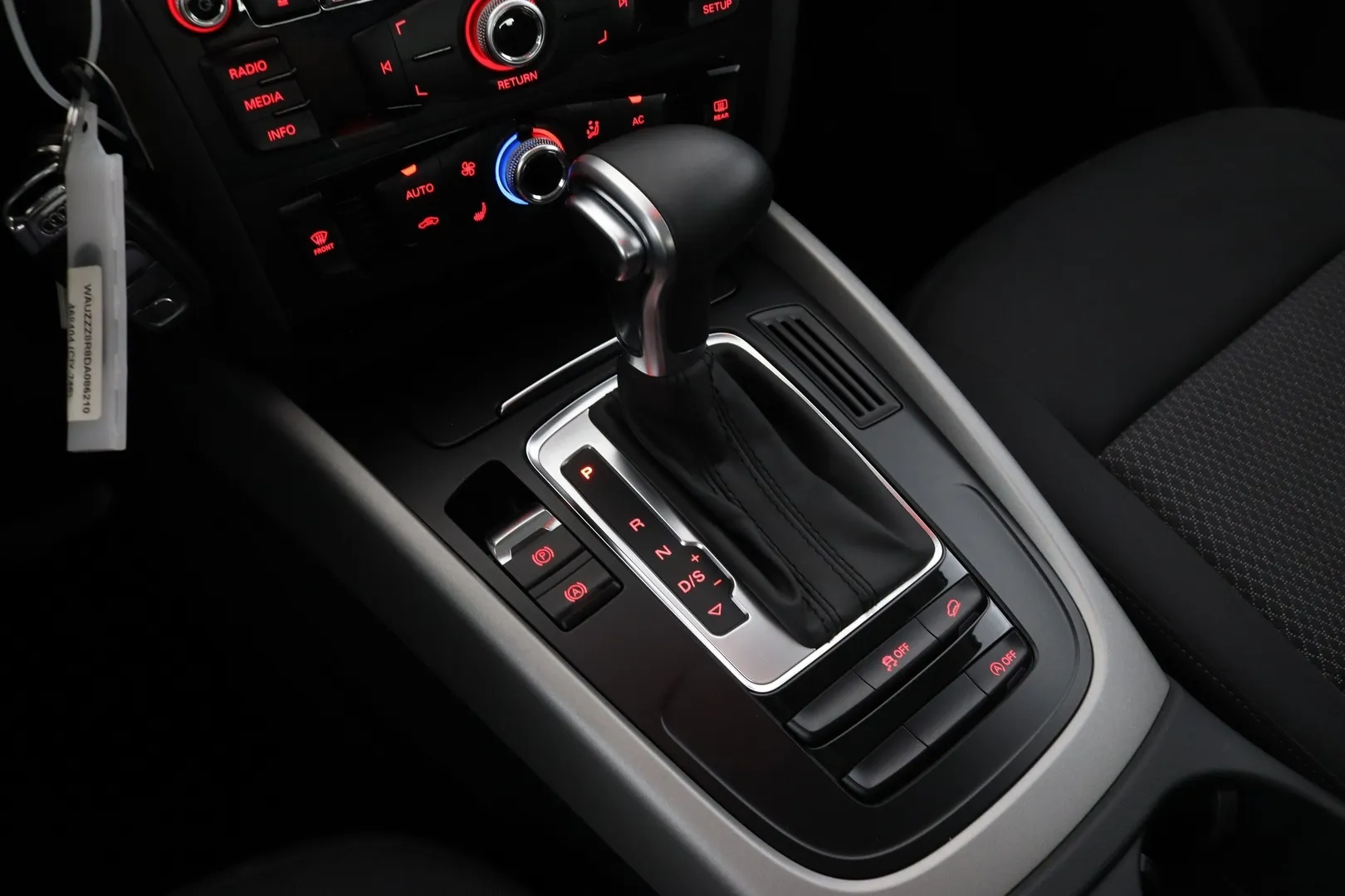 Audi Q5 CIY-746 carousel image