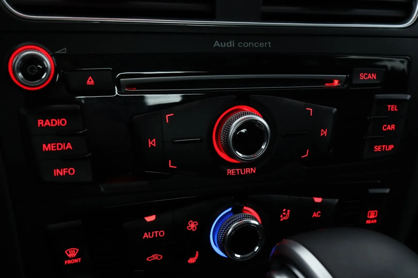 Audi Q5 CIY-746 carousel image