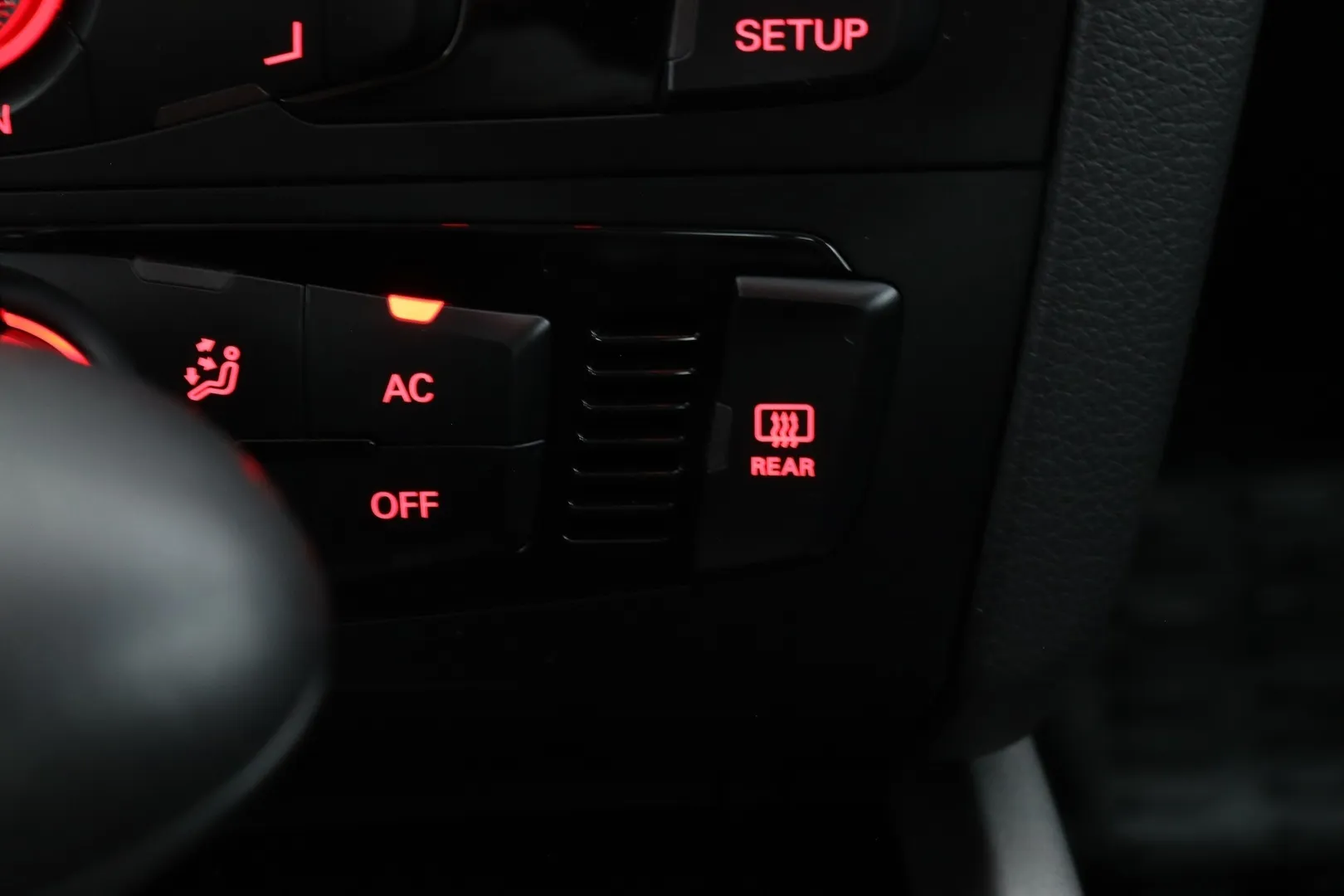 Audi Q5 CIY-746 carousel image