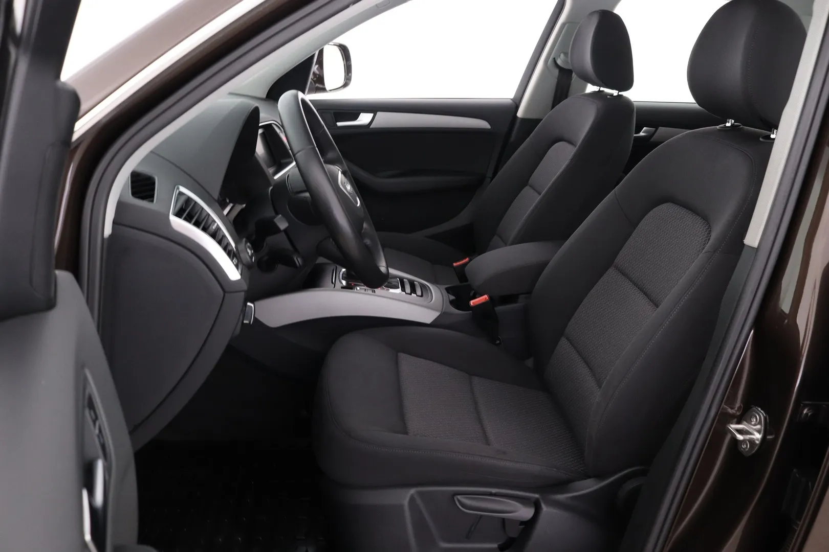 Audi Q5 CIY-746 carousel image