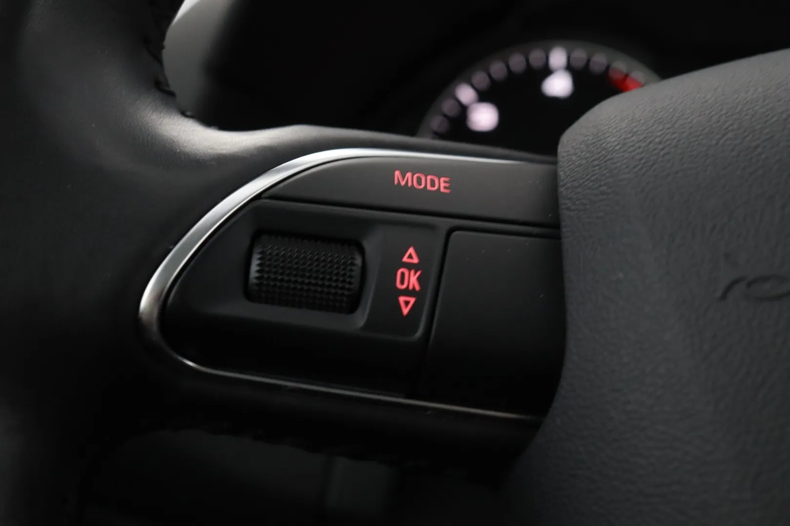 Audi Q5 CIY-746 carousel image