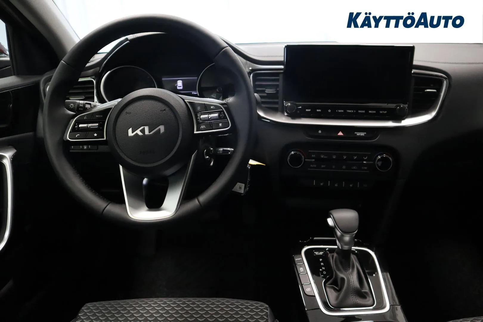 Kia XCeed YMJ-518 carousel image