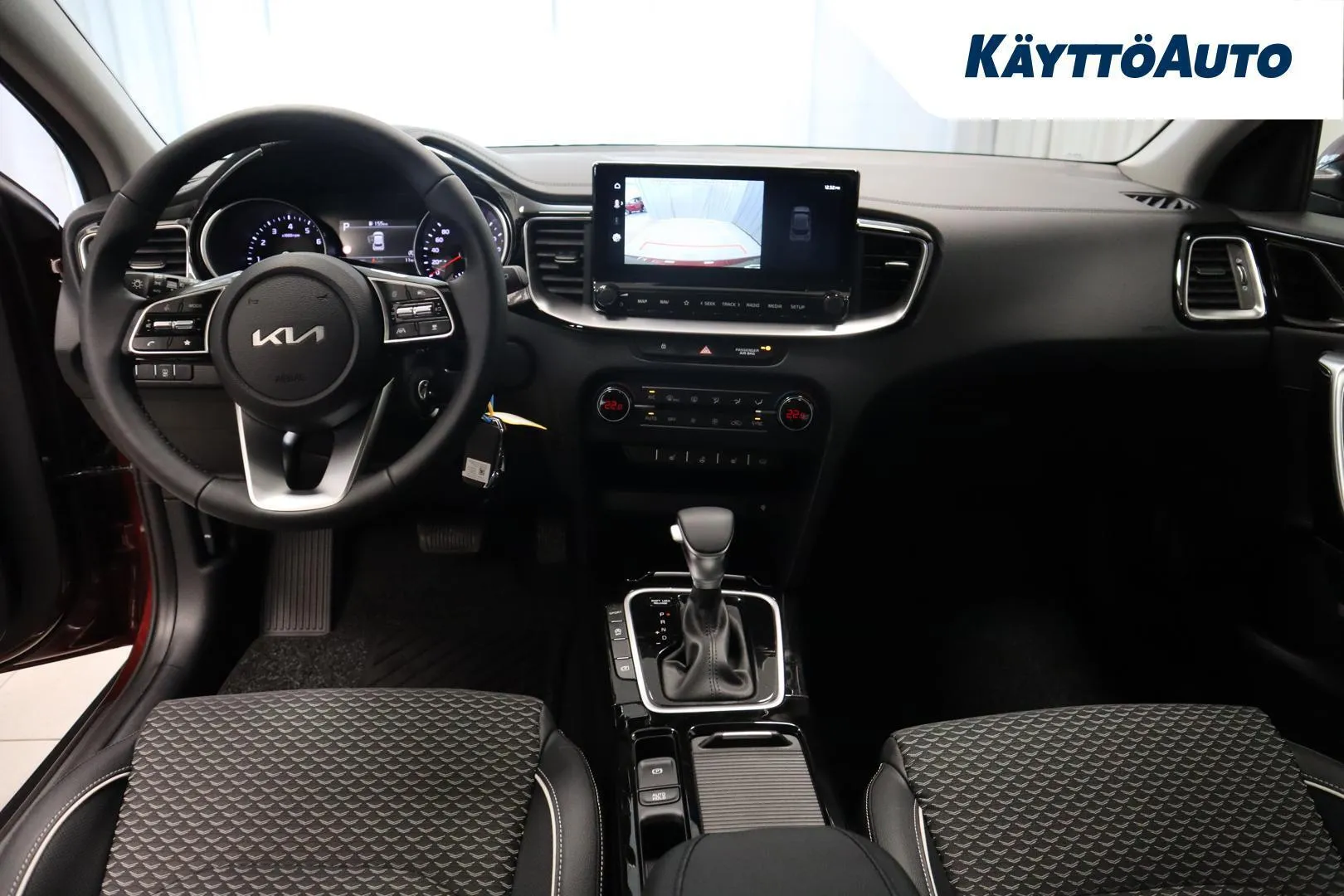 Kia XCeed YMJ-518 carousel image