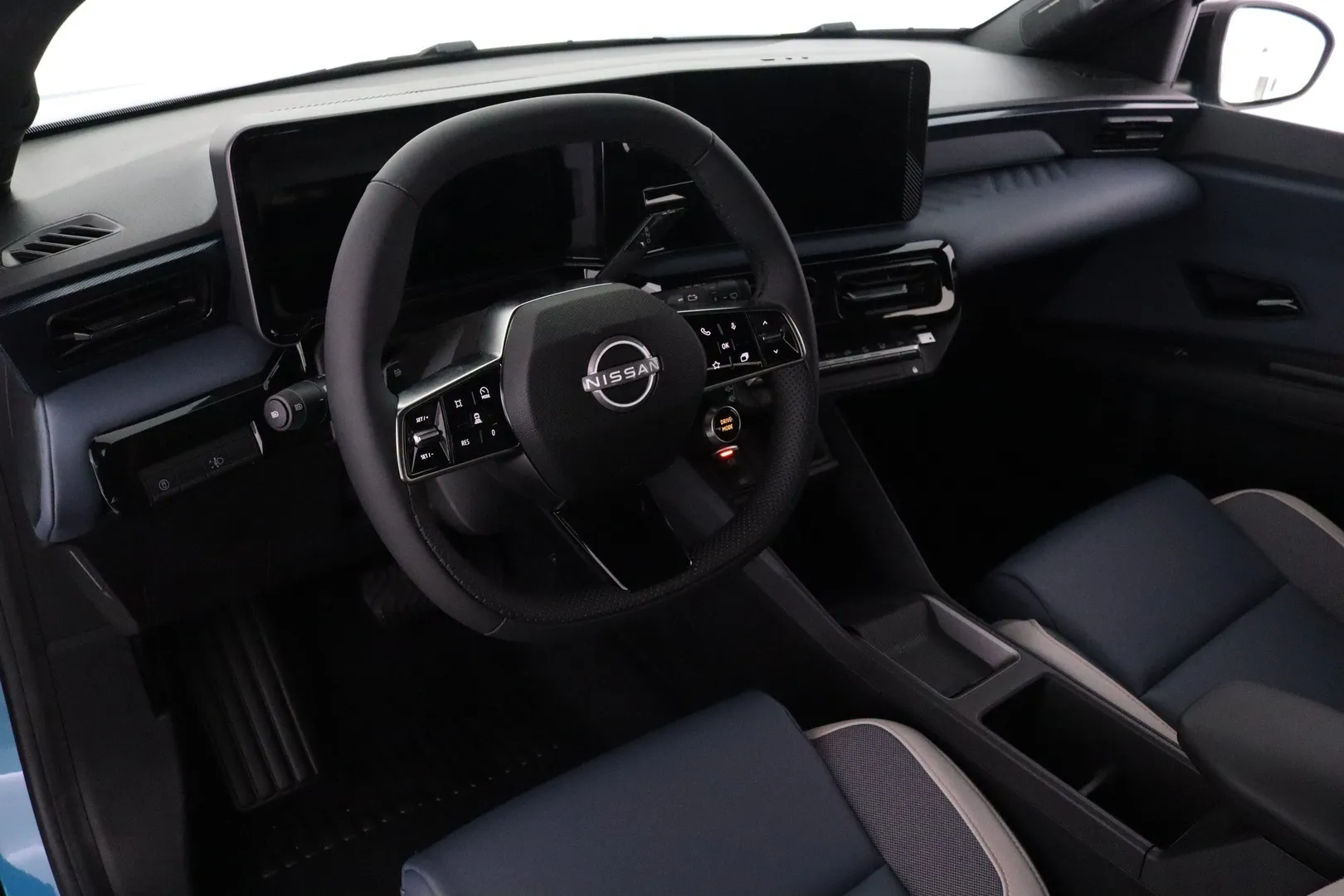 Nissan Micra XTJ-142 carousel image