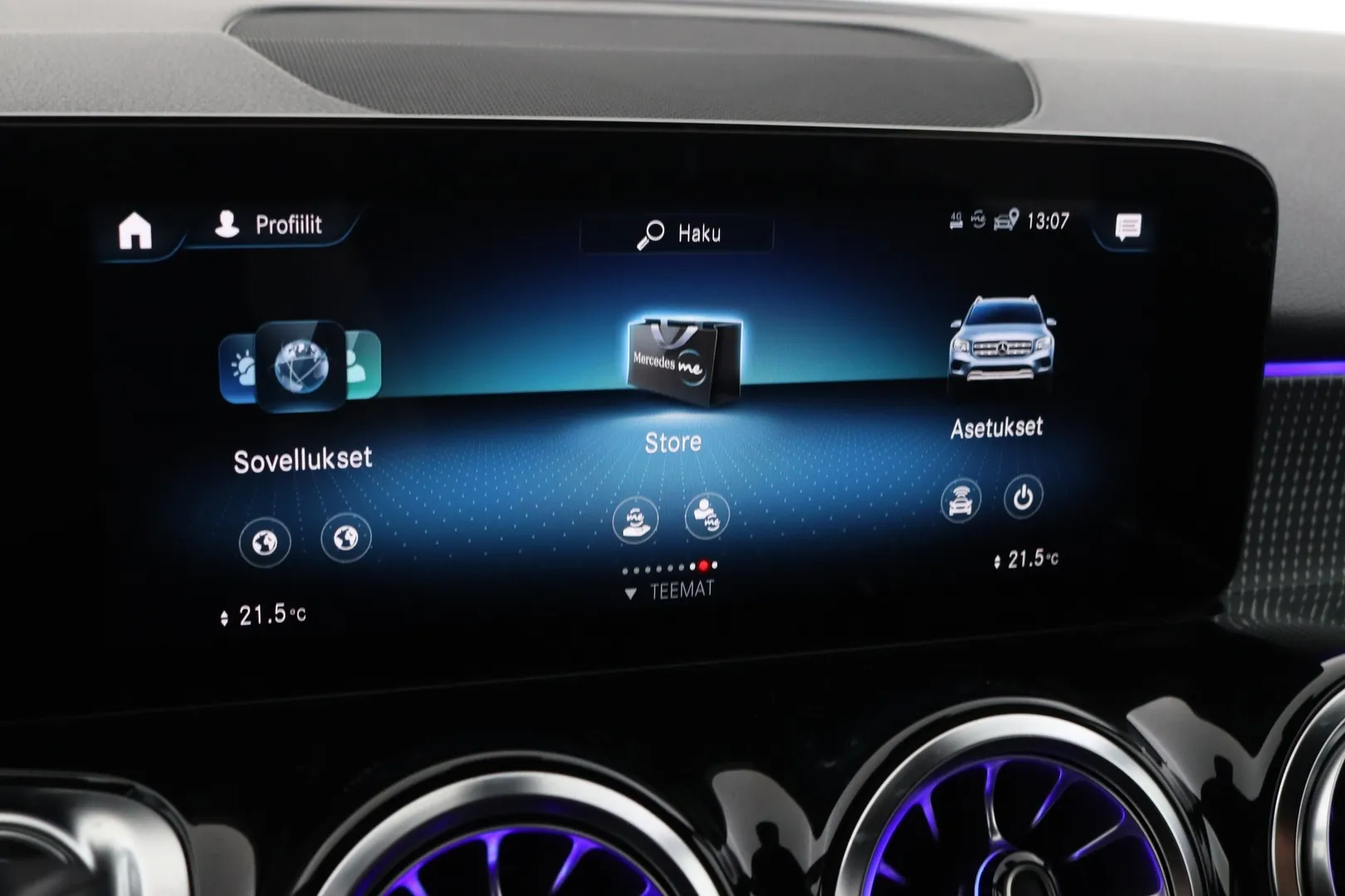 Mercedes-Benz GLB CPJ-598 carousel image