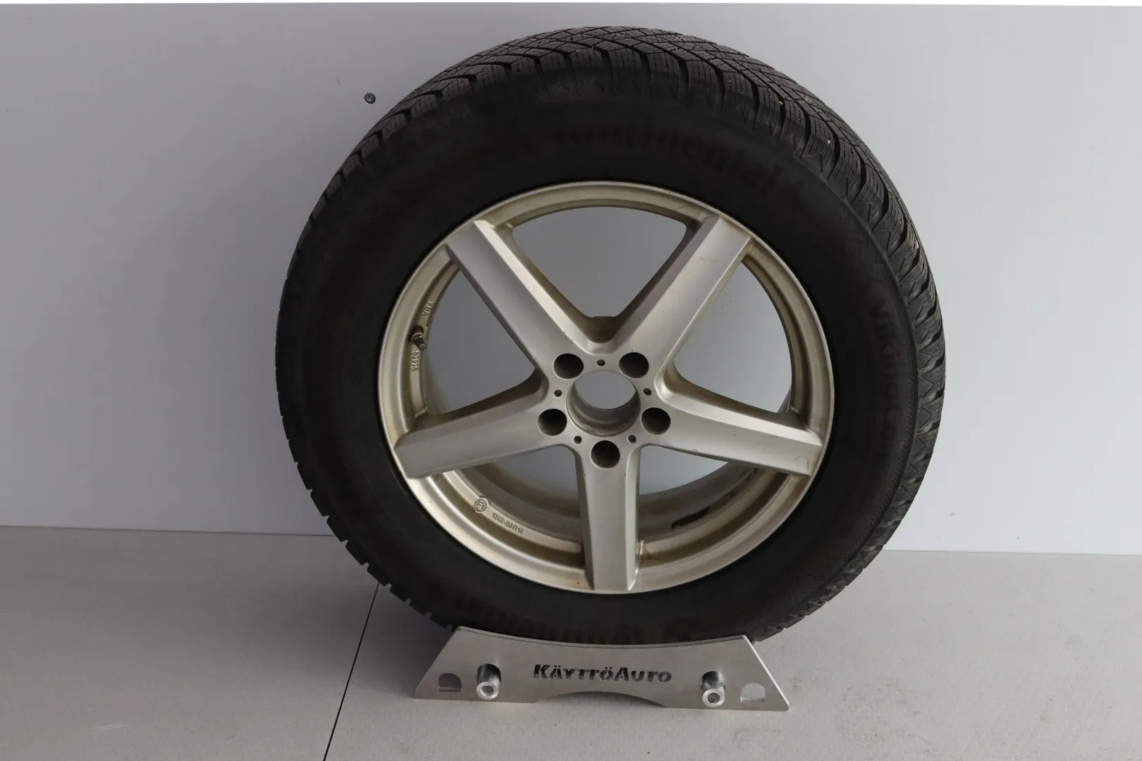 Mercedes-Benz GLB CPJ-598 carousel image
