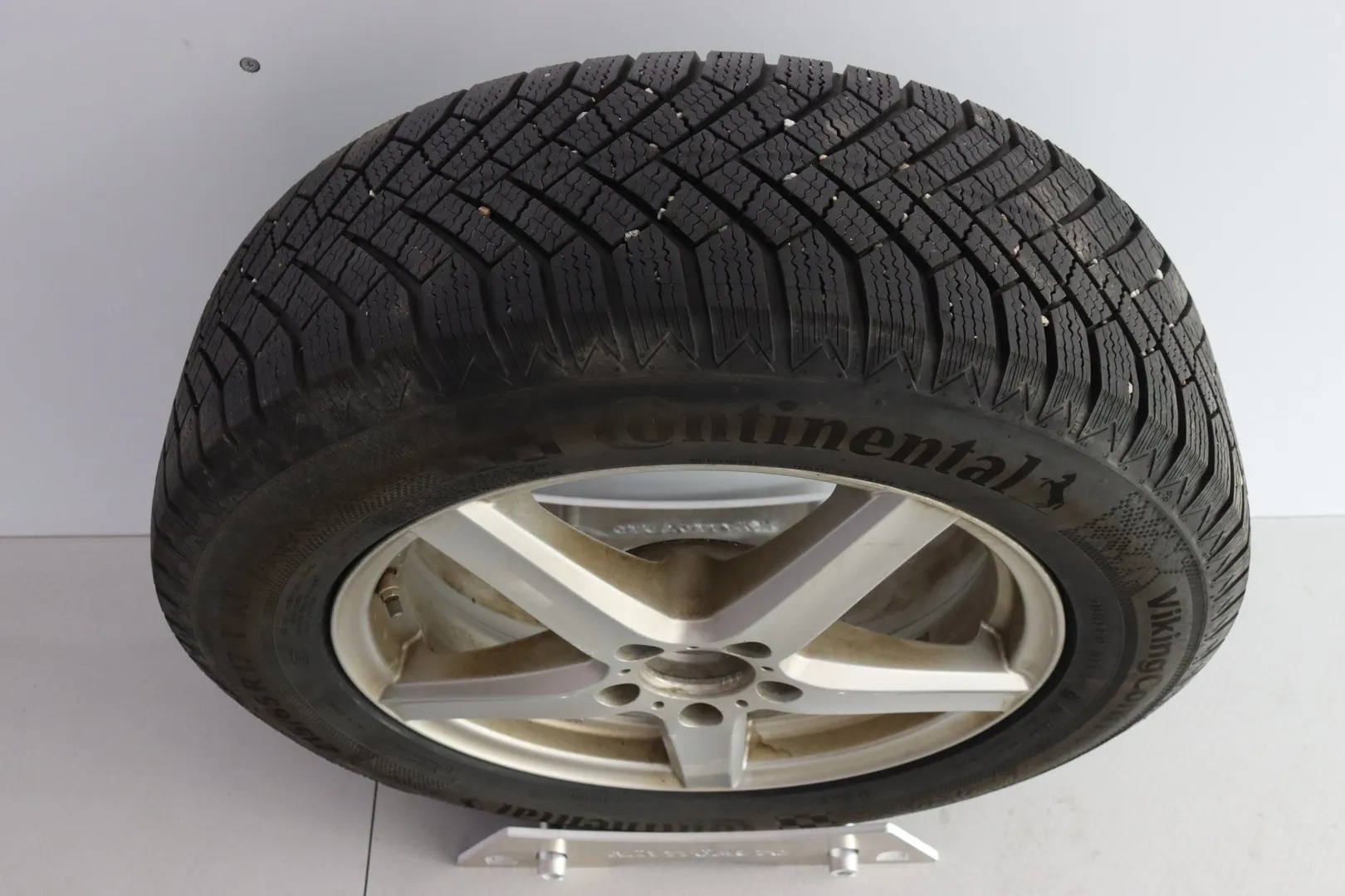 Mercedes-Benz GLB CPJ-598 carousel image