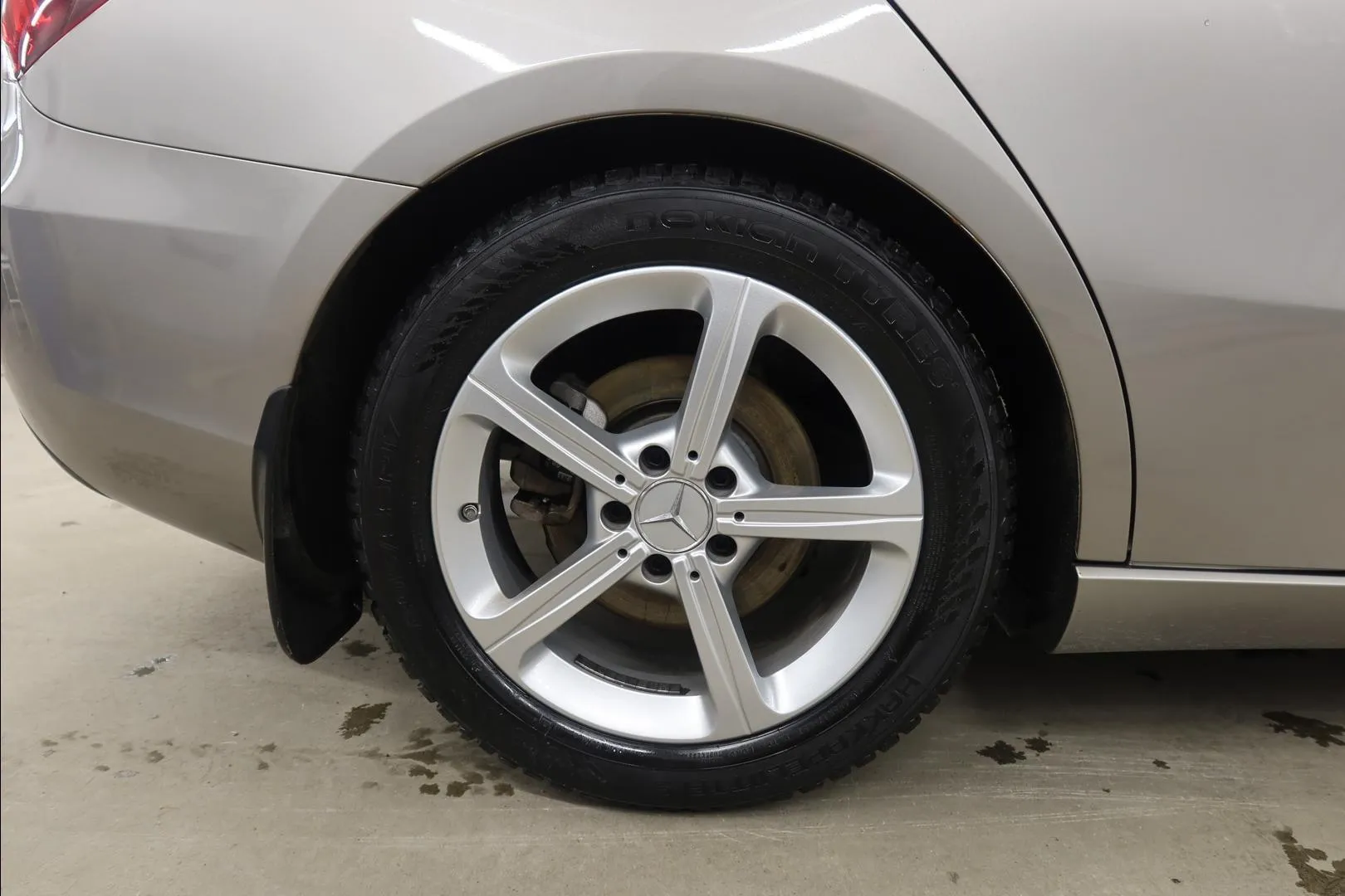 Mercedes-Benz A COO-892 carousel image