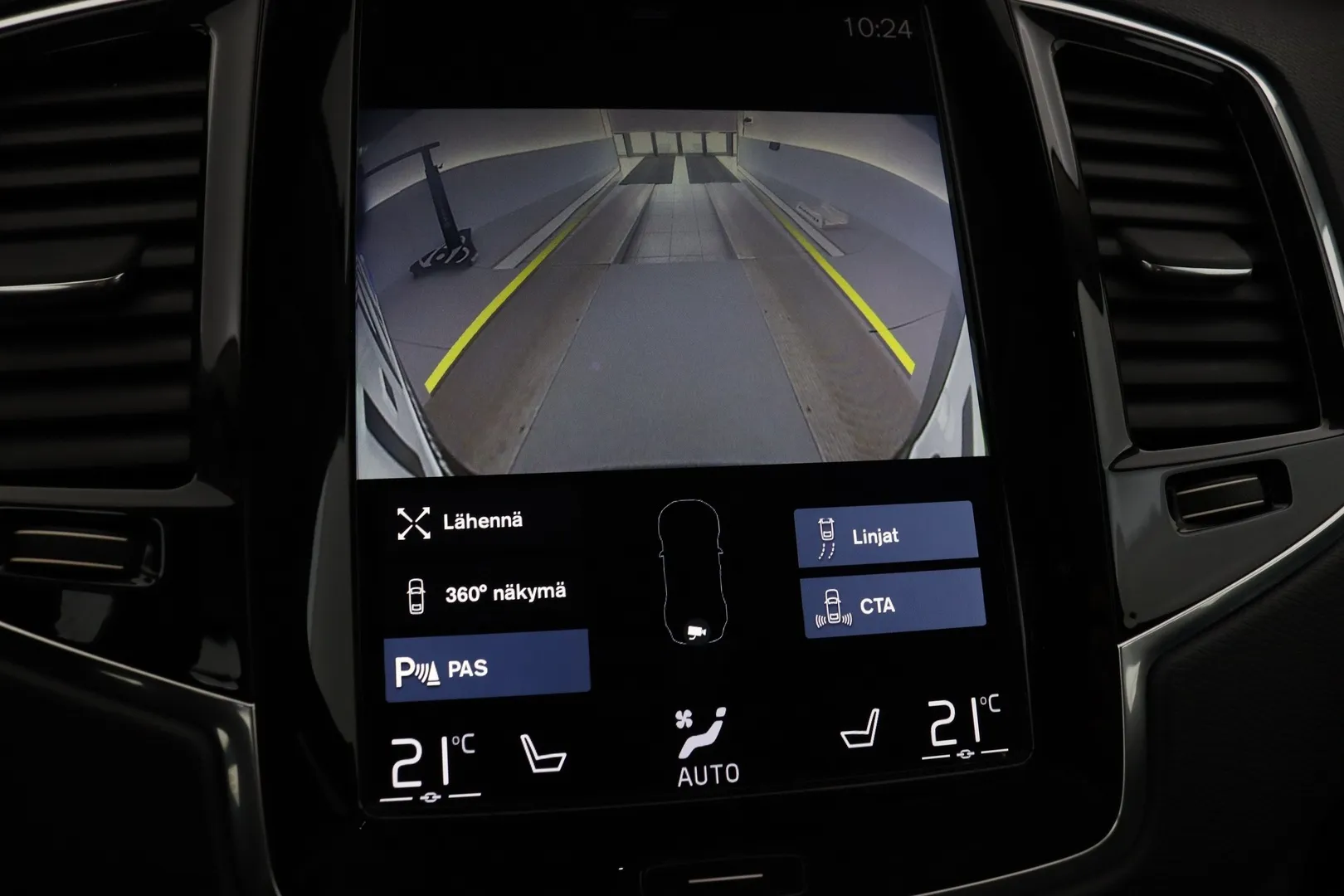 Volvo XC90 YXV-436 carousel image