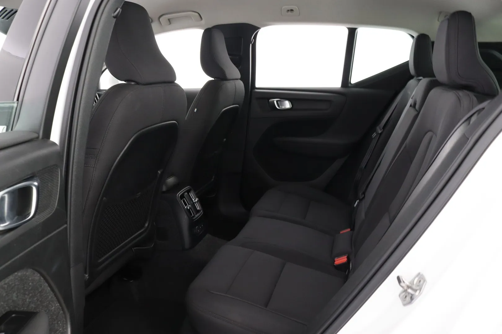 Volvo XC40 NME-696 carousel image