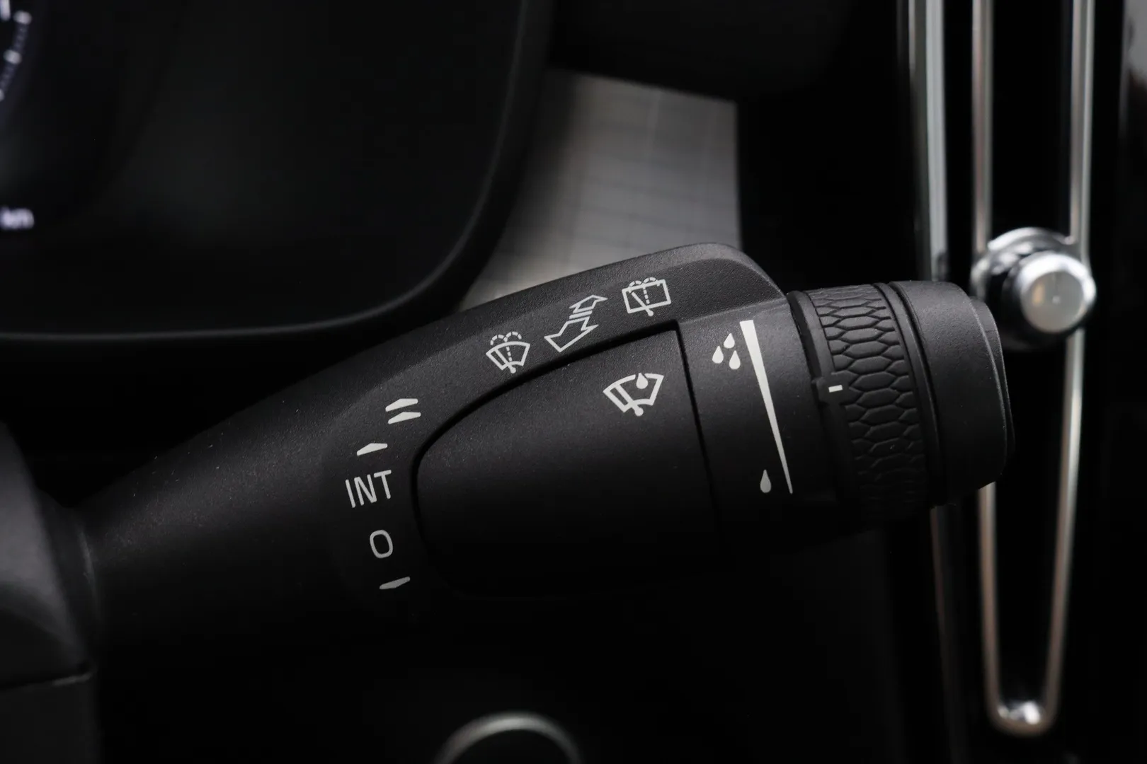 Volvo XC40 NME-696 carousel image