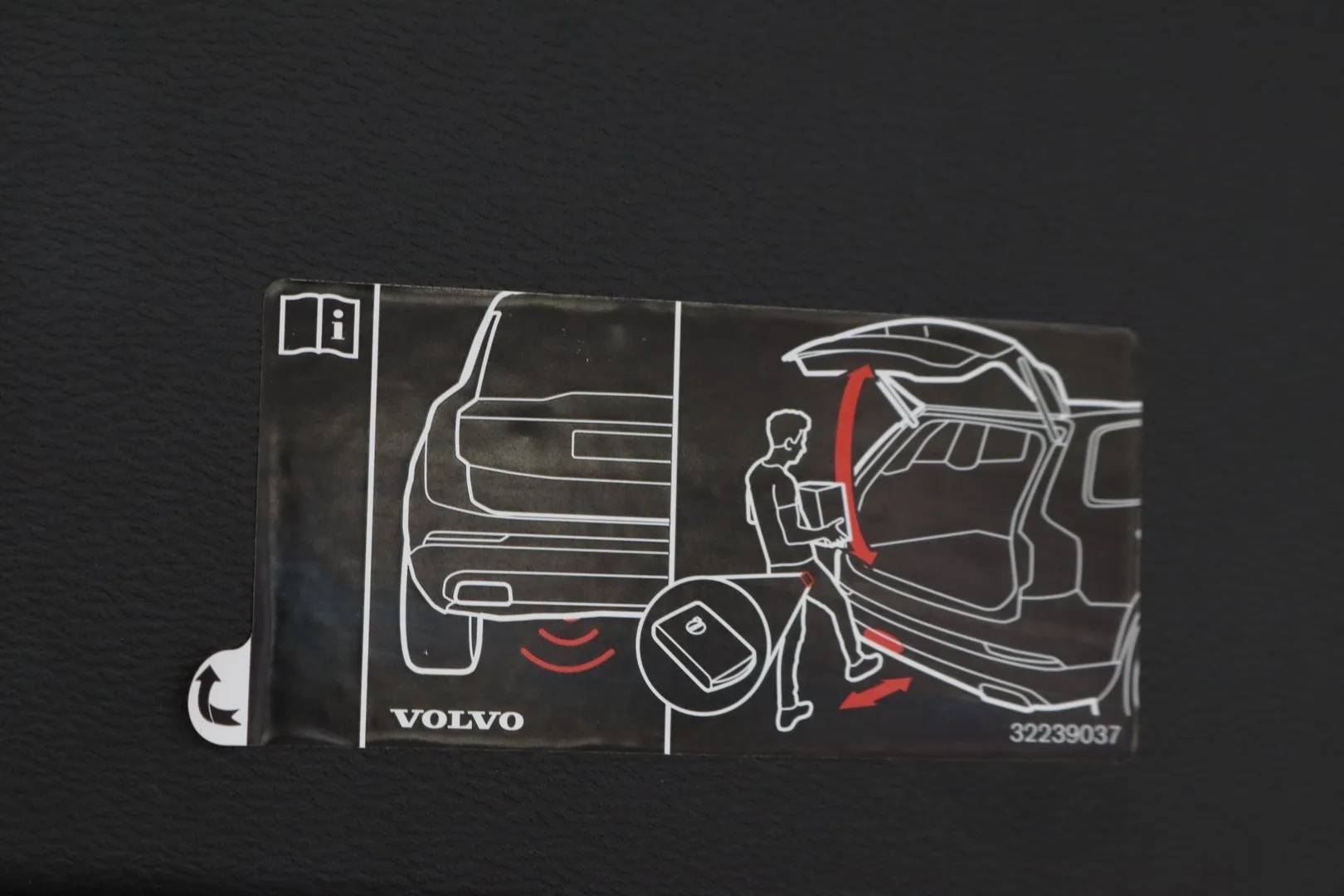 Volvo XC40 NME-696 carousel image