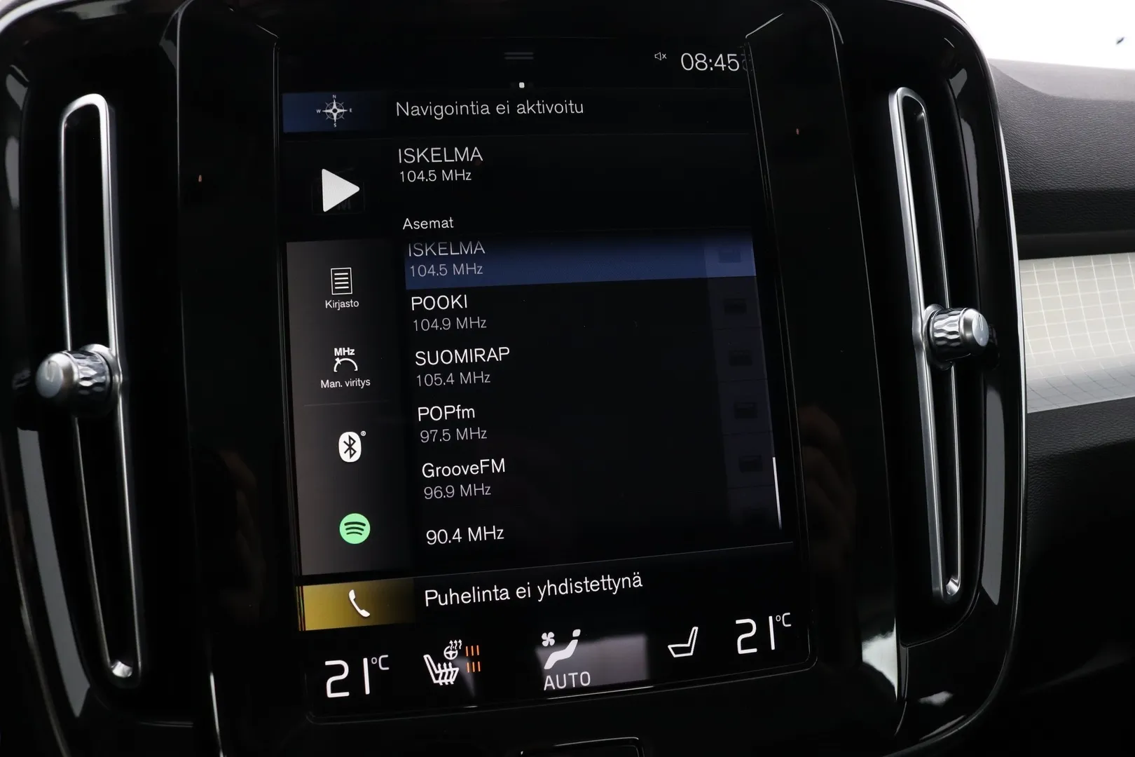 Volvo XC40 NME-696 carousel image