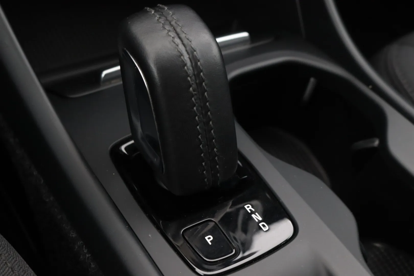 Volvo XC40 NME-696 carousel image