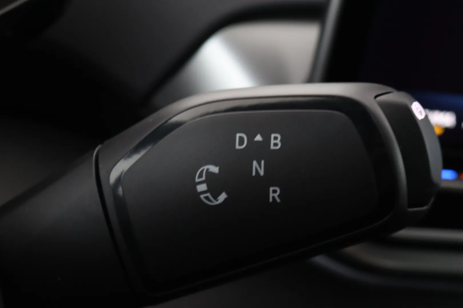 Volkswagen ID.4 YMF-177 carousel image