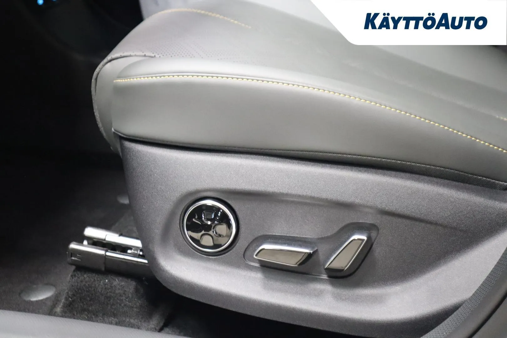 BYD Atto 3 FSK-776 carousel image