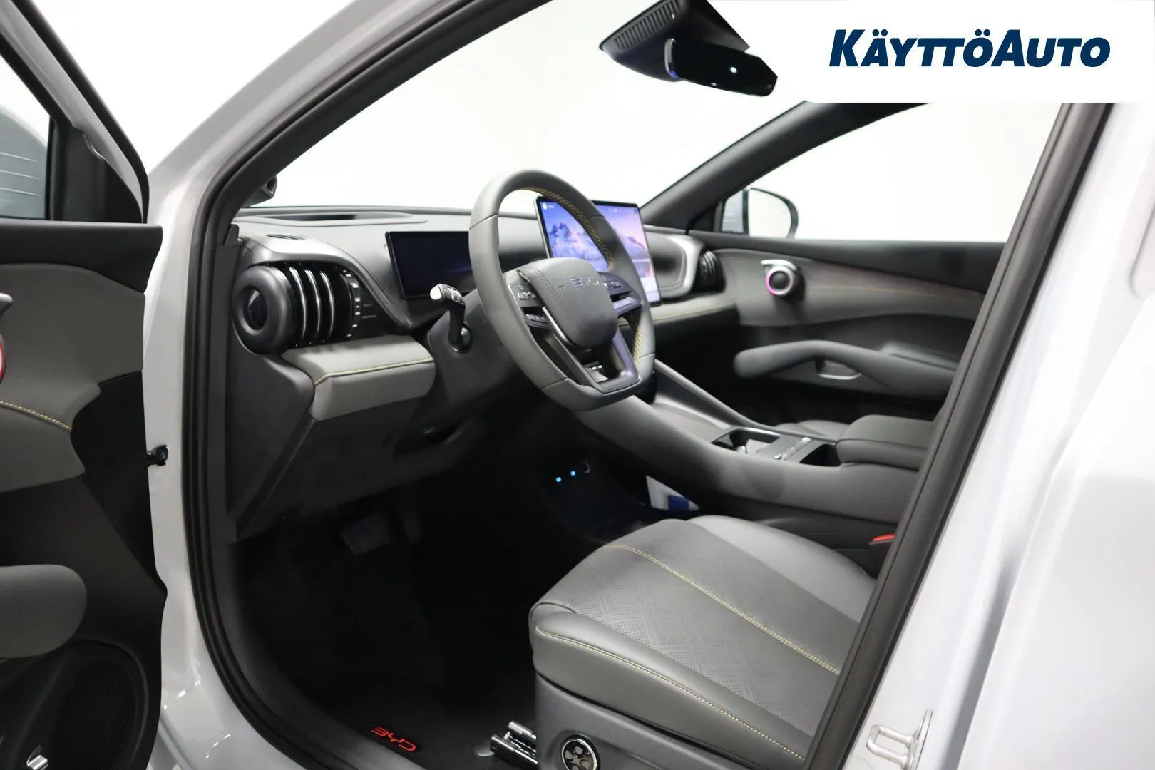 BYD Atto 3 FSK-776 carousel image