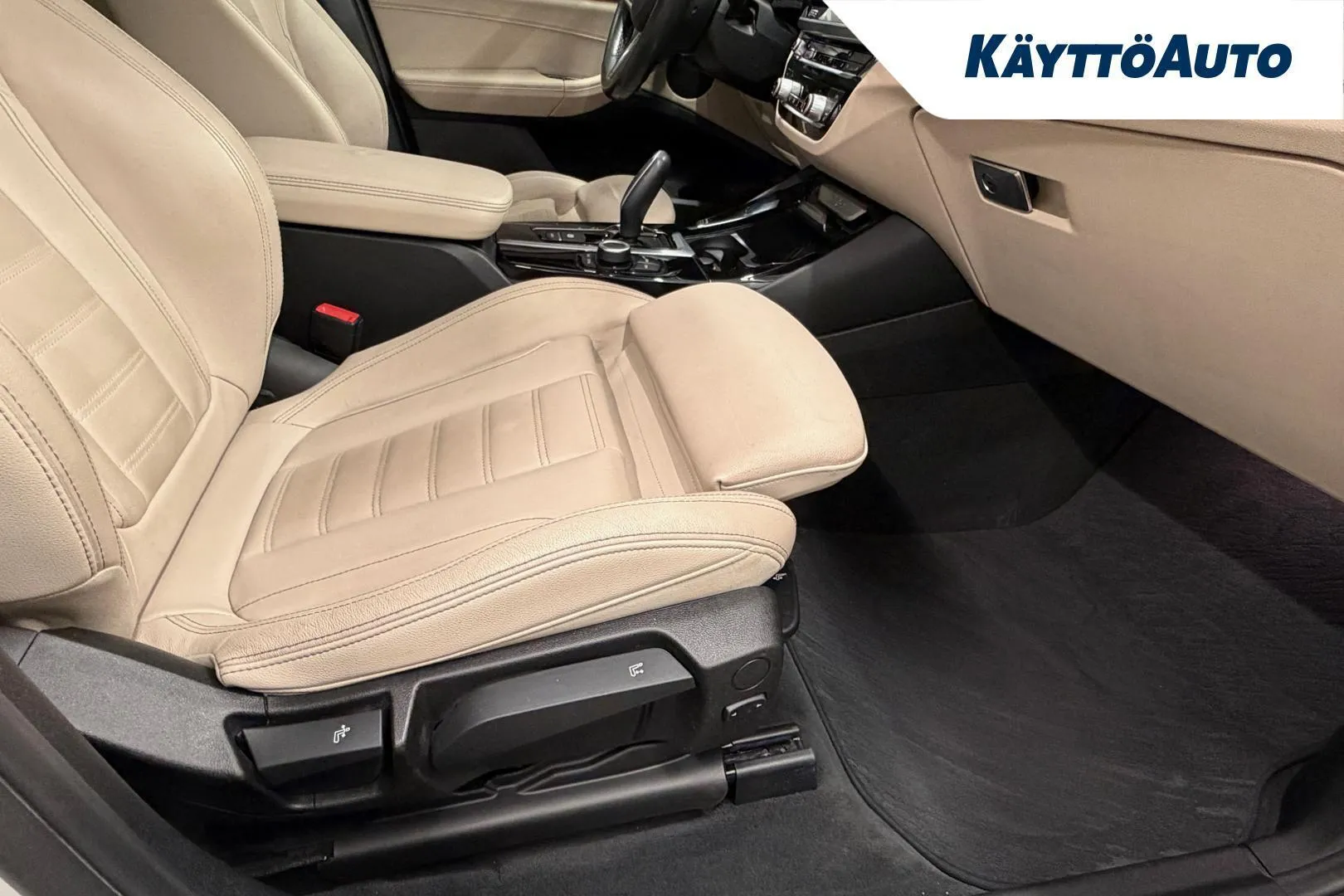 BMW X3 CLU-811 carousel image