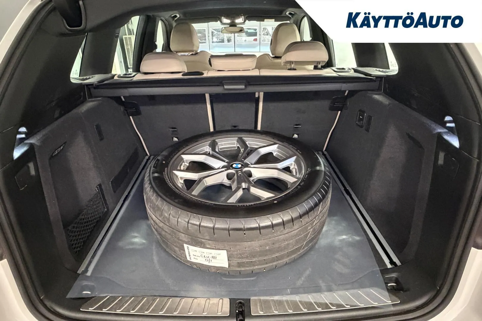 BMW X3 CLU-811 carousel image