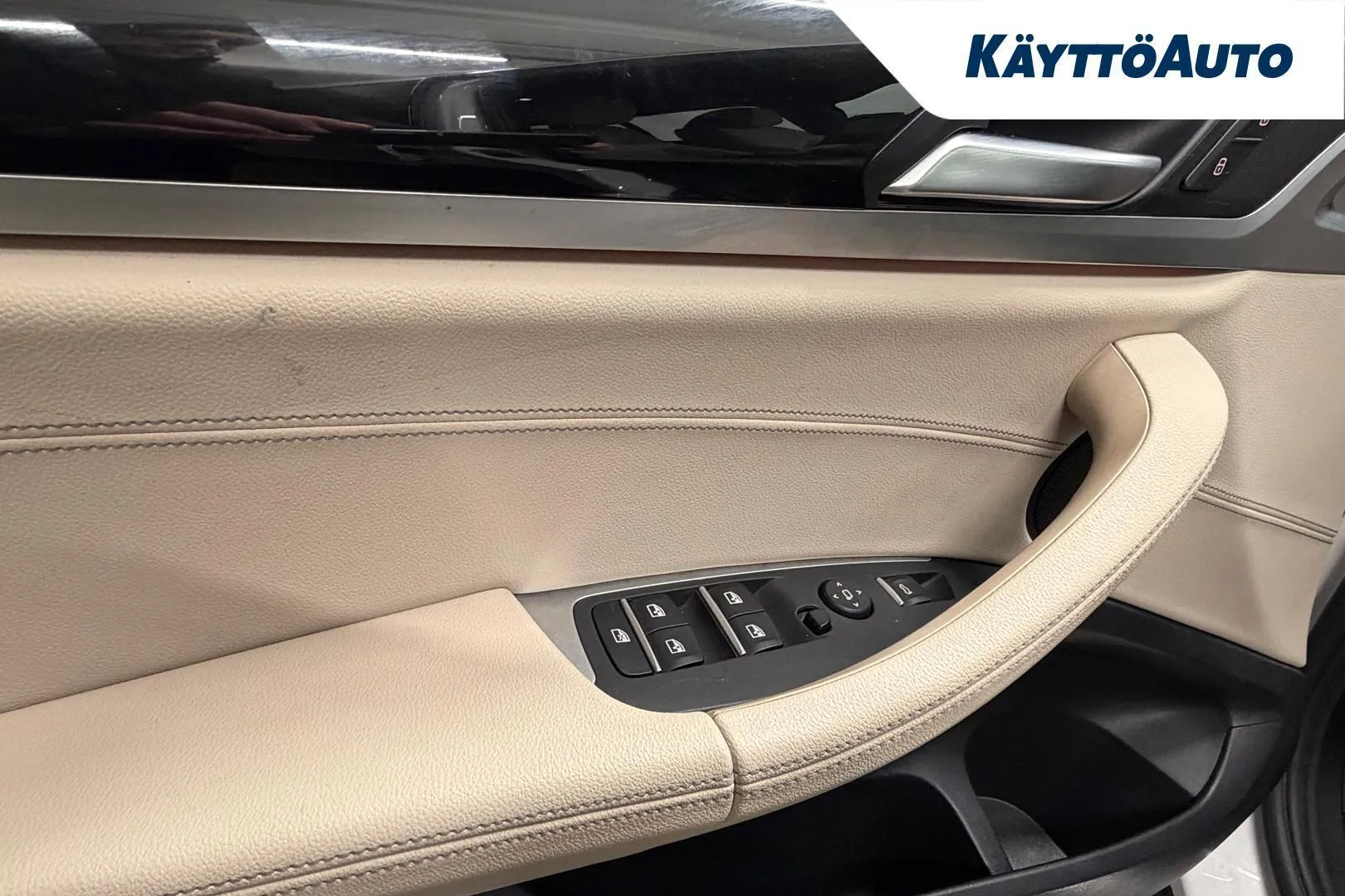 BMW X3 CLU-811 carousel image