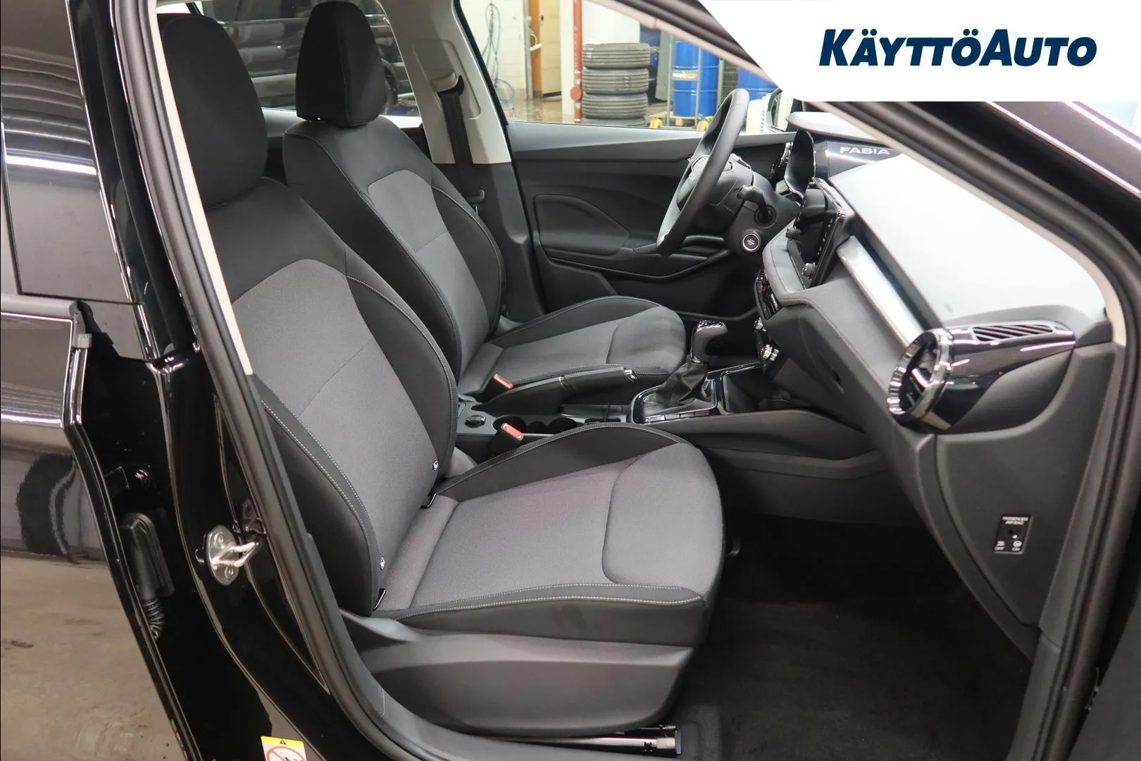 Skoda Fabia XTT-866 carousel image