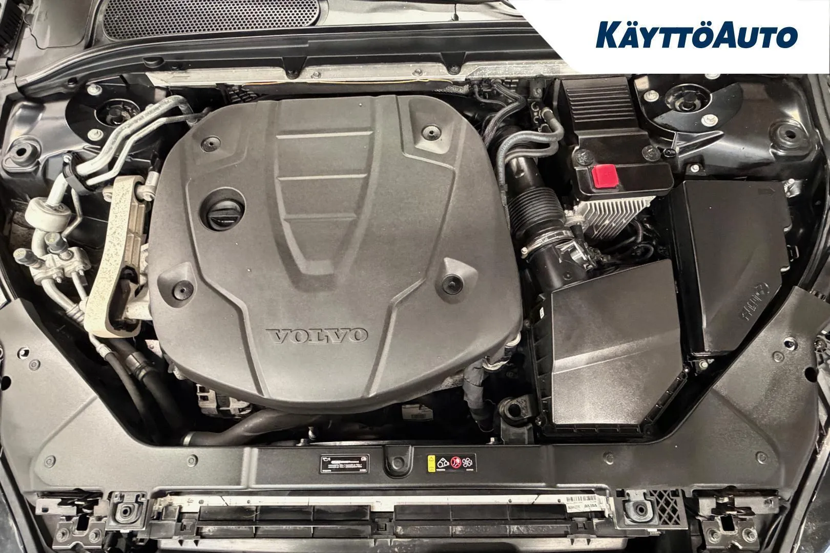 Volvo V60 MPB-990 carousel image