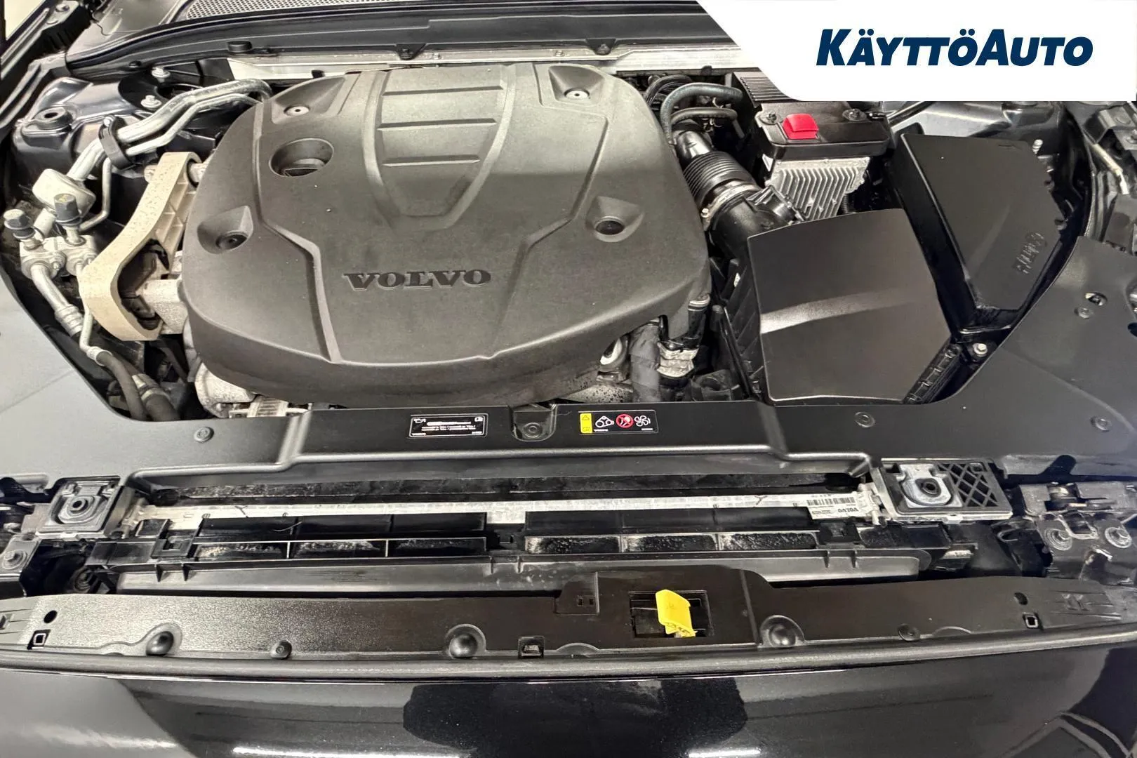 Volvo V60 MPB-990 carousel image