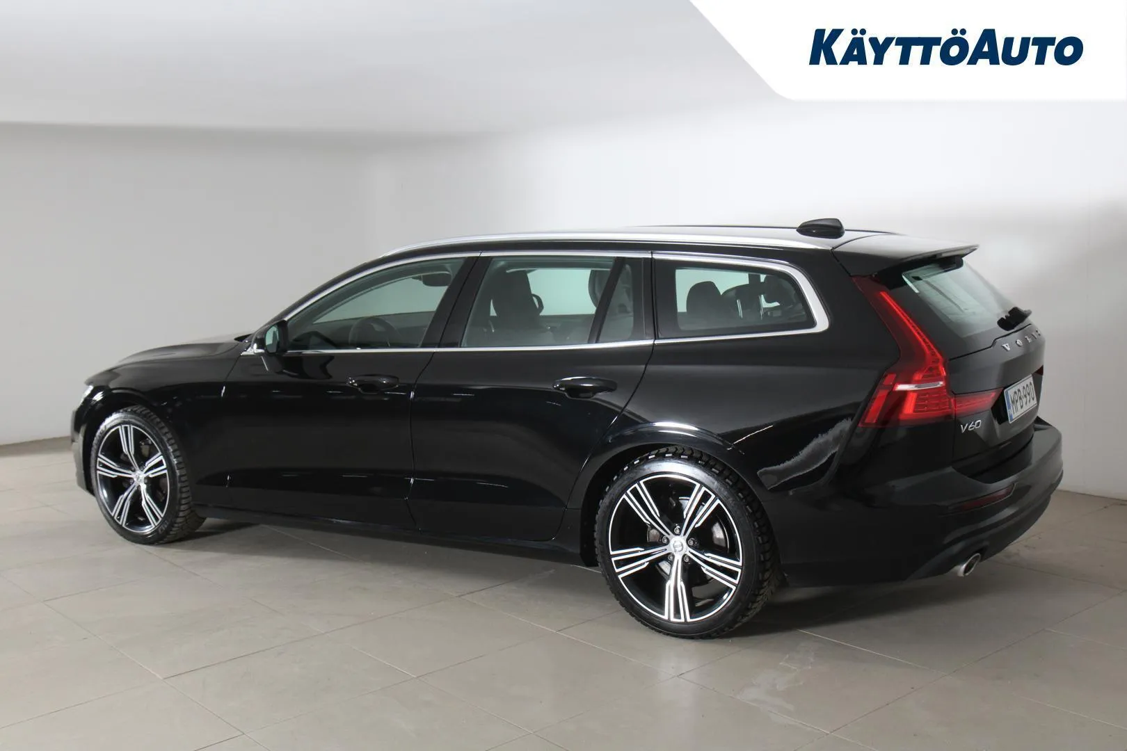 Volvo V60 MPB-990 carousel image