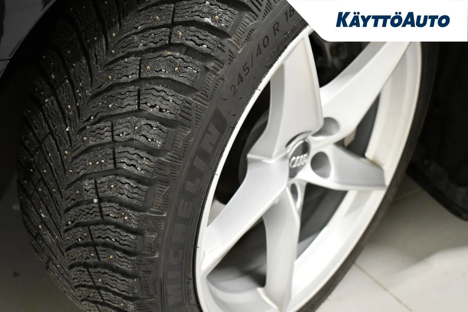 Audi A5 VZH-599 carousel image