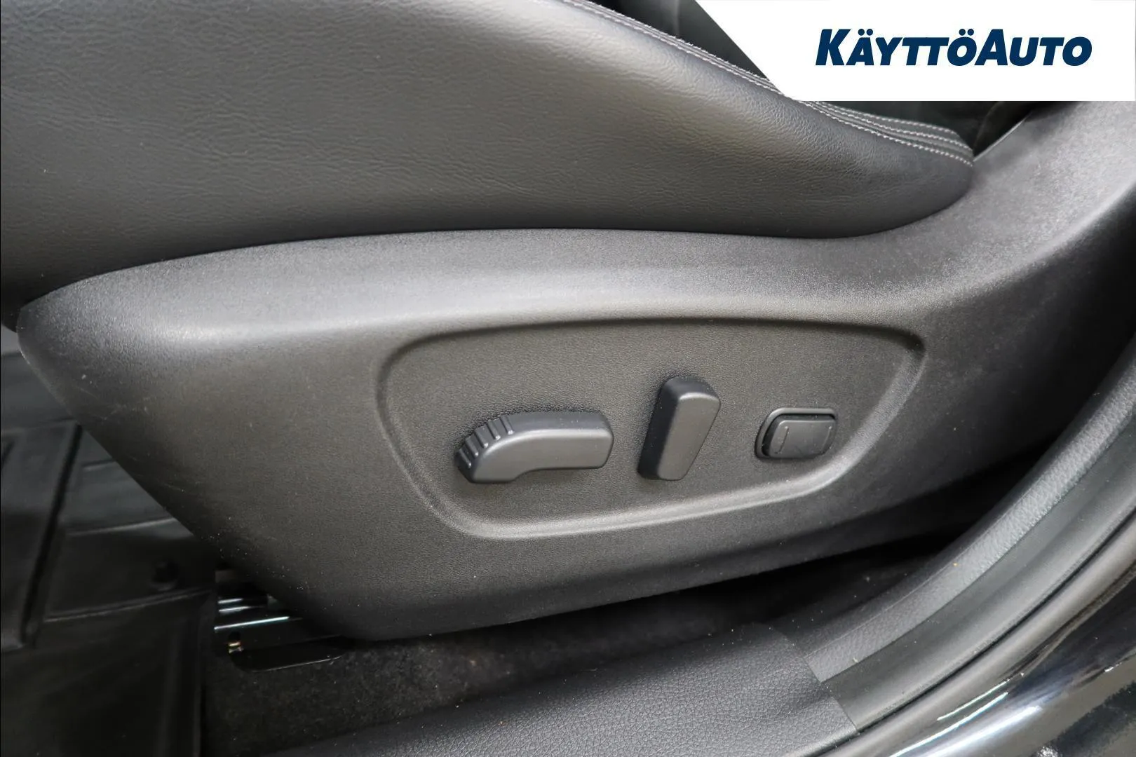 Nissan X-Trail GNR-824 carousel image