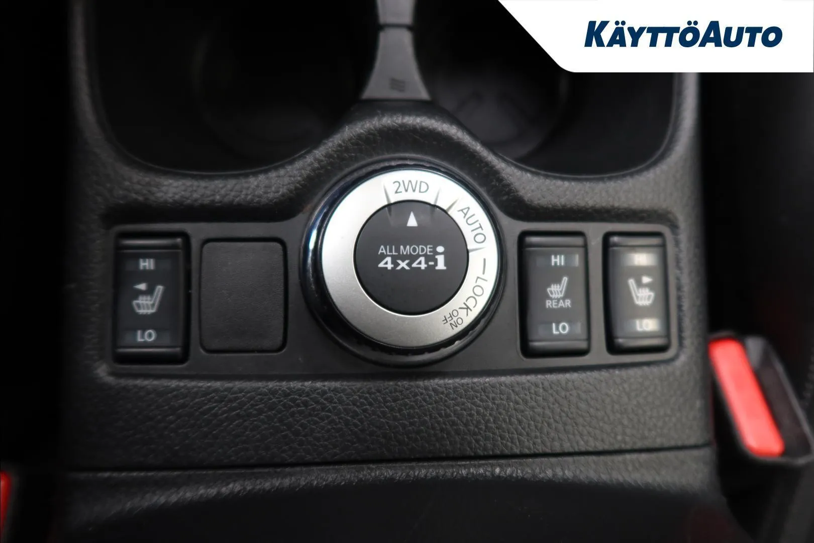 Nissan X-Trail GNR-824 carousel image