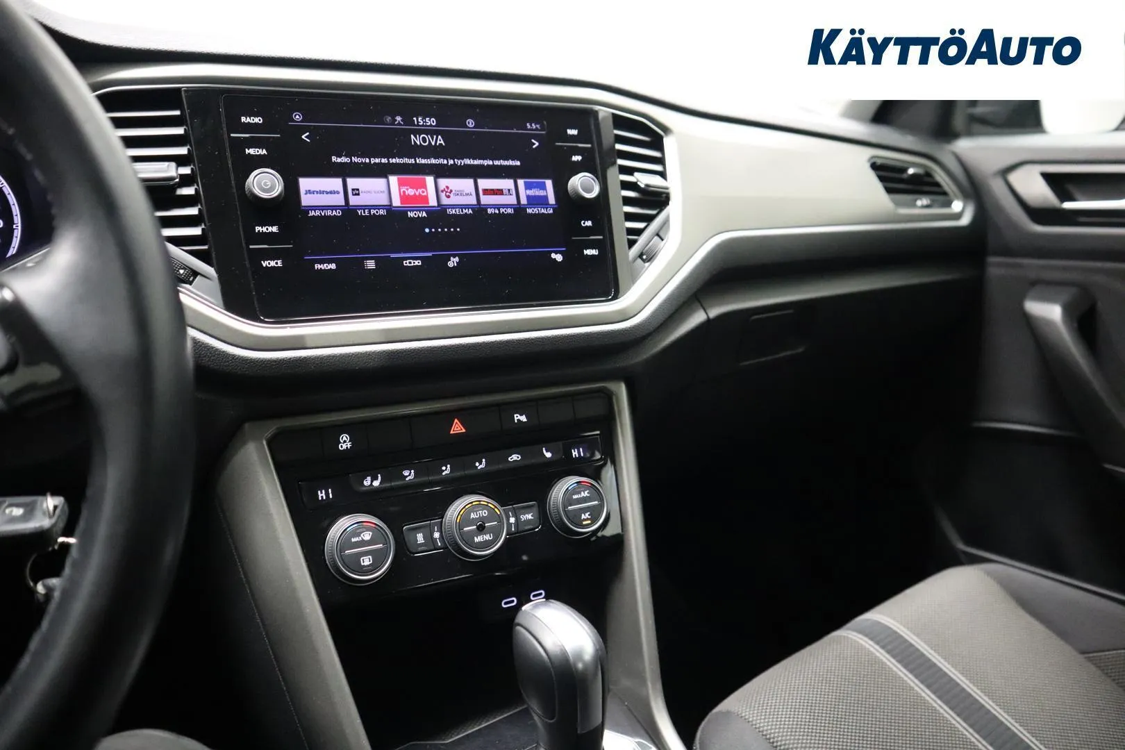 Volkswagen T-Roc XXJ-162 carousel image