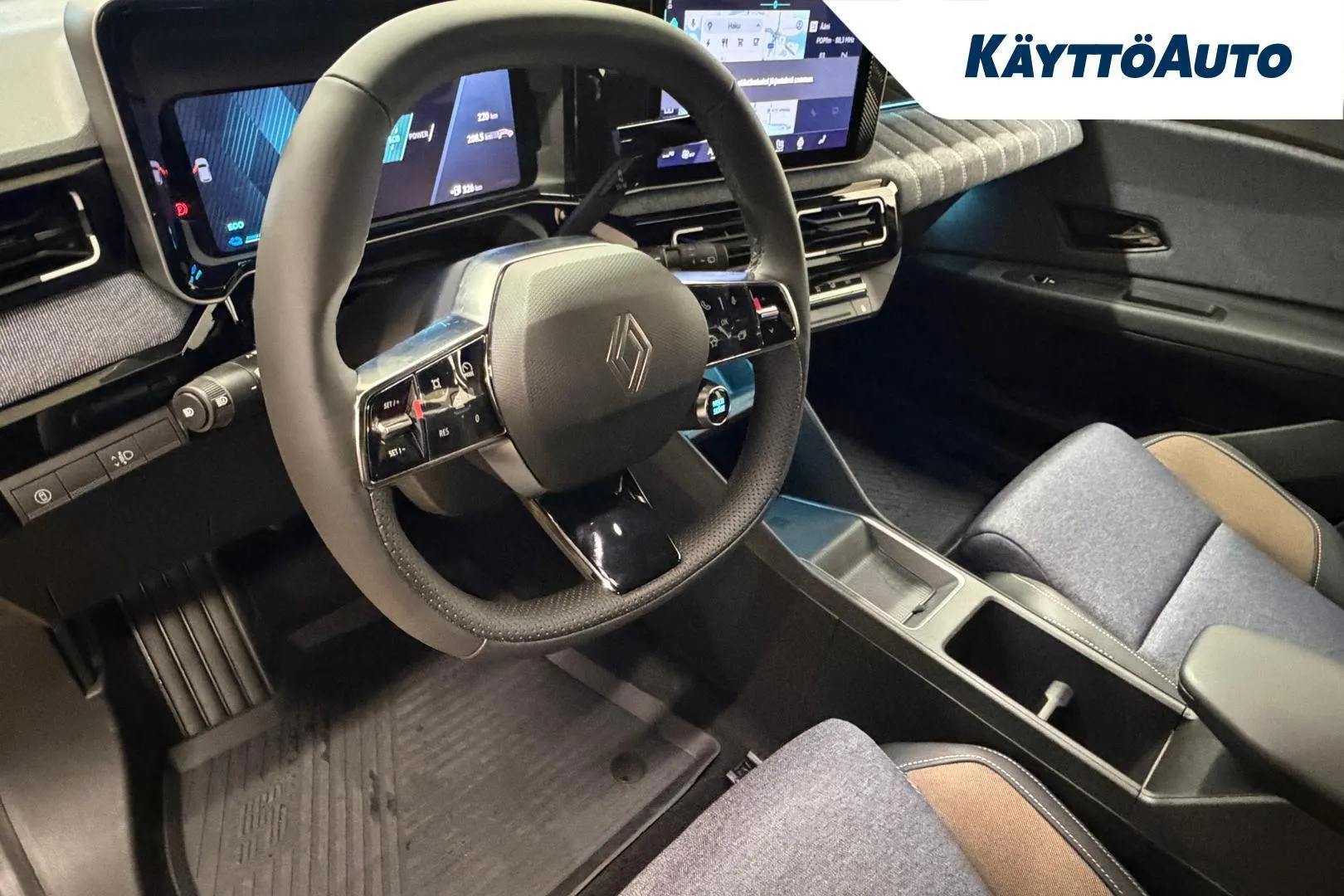 Renault 5 KXN-932 carousel image