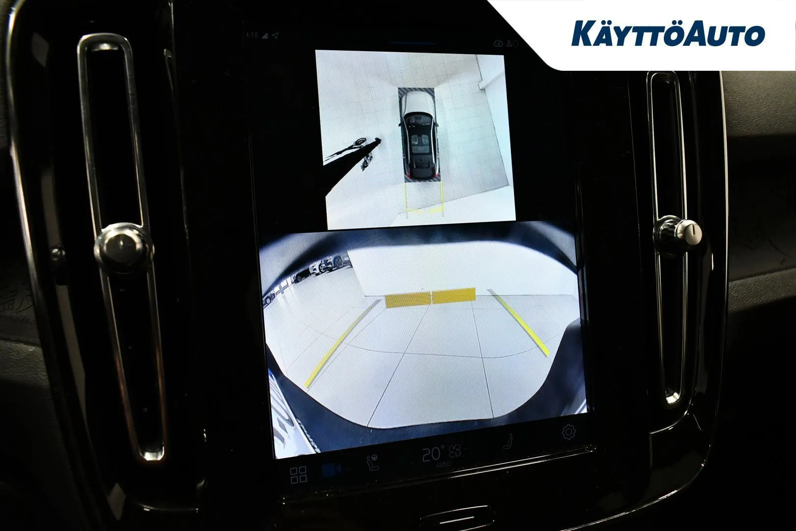 Volvo EC40 MRO-274 carousel image