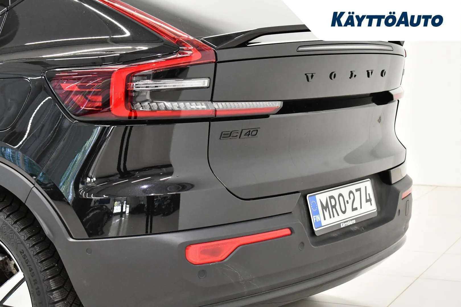 Volvo EC40 MRO-274 carousel image