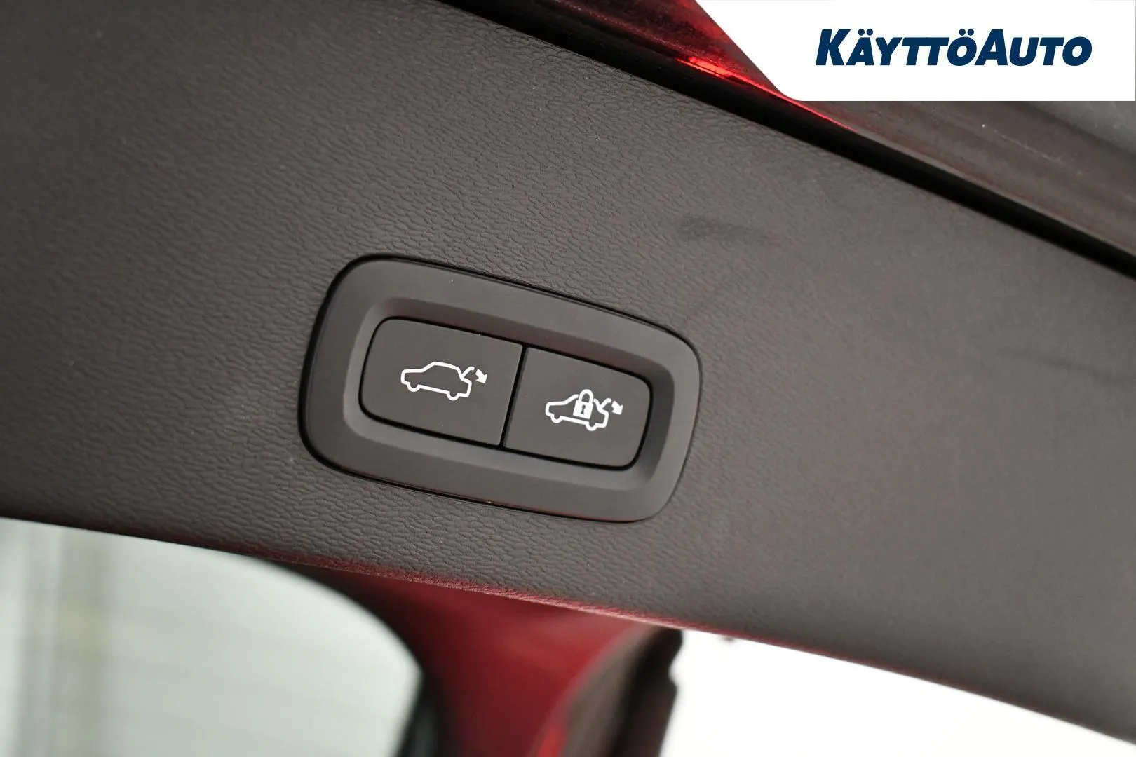 Volvo EC40 MRO-274 carousel image