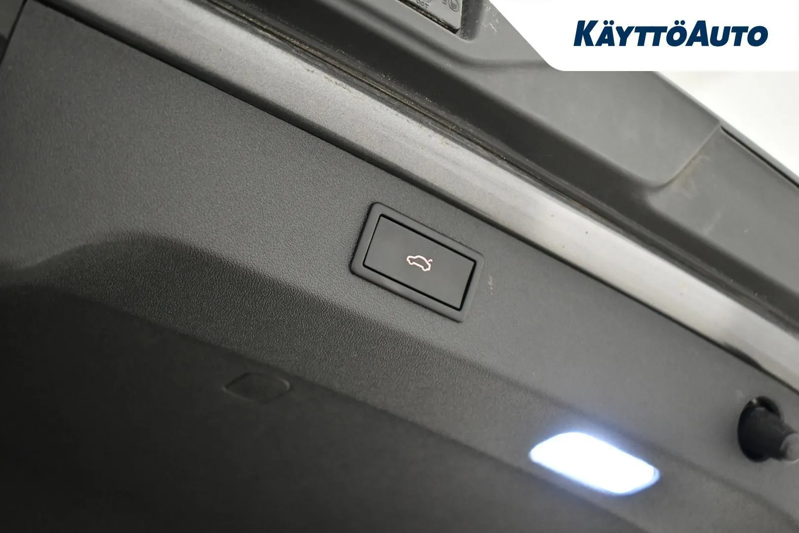 Skoda Enyaq RVO-876 carousel image