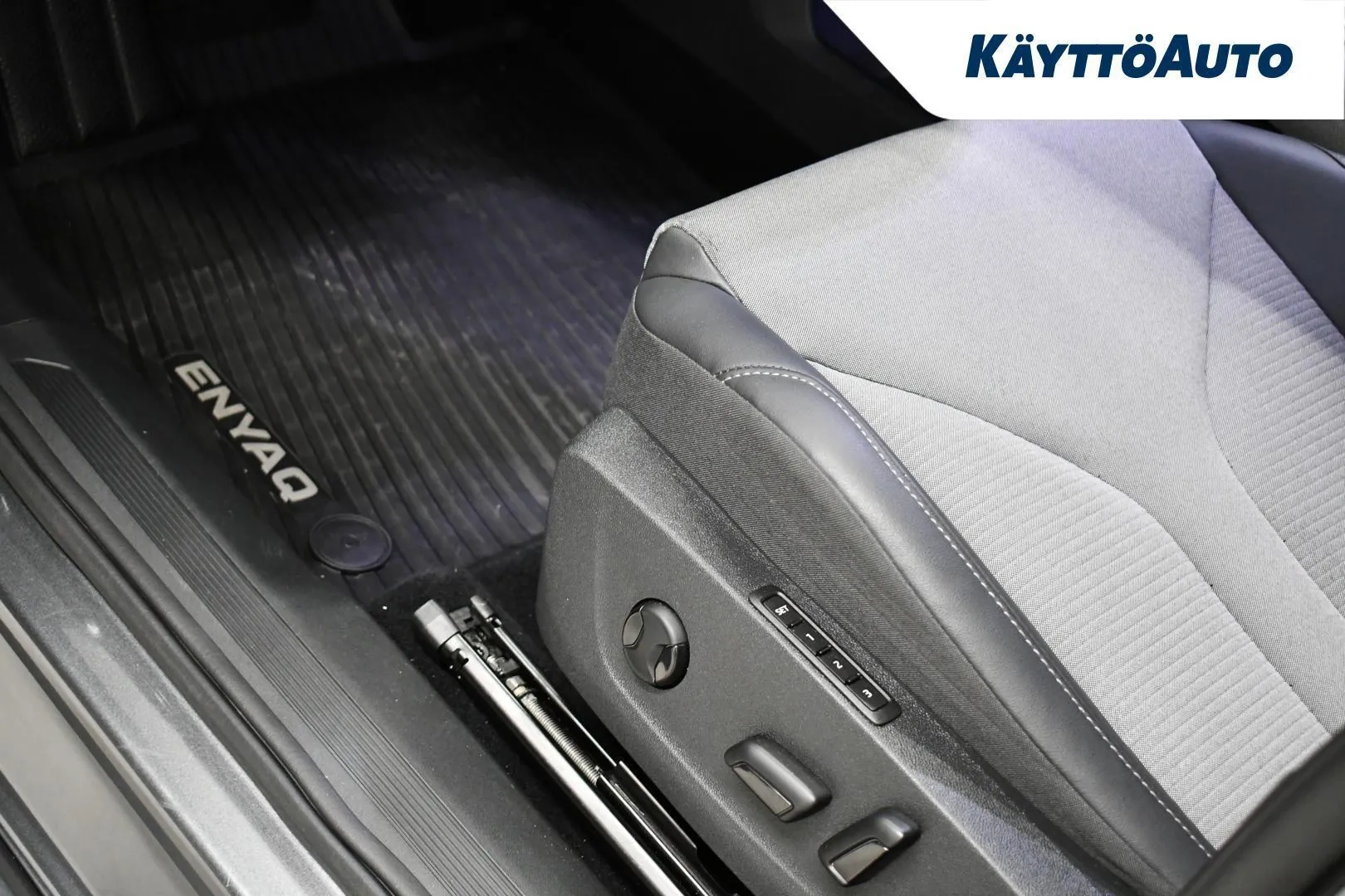 Skoda Enyaq RVO-876 carousel image