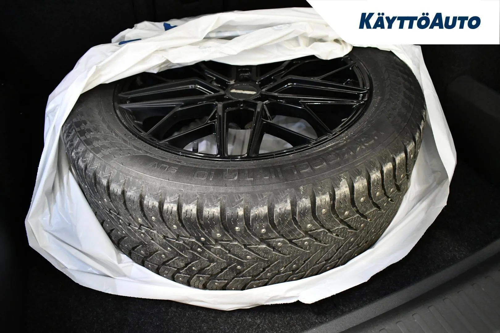 Skoda Enyaq RVO-876 carousel image