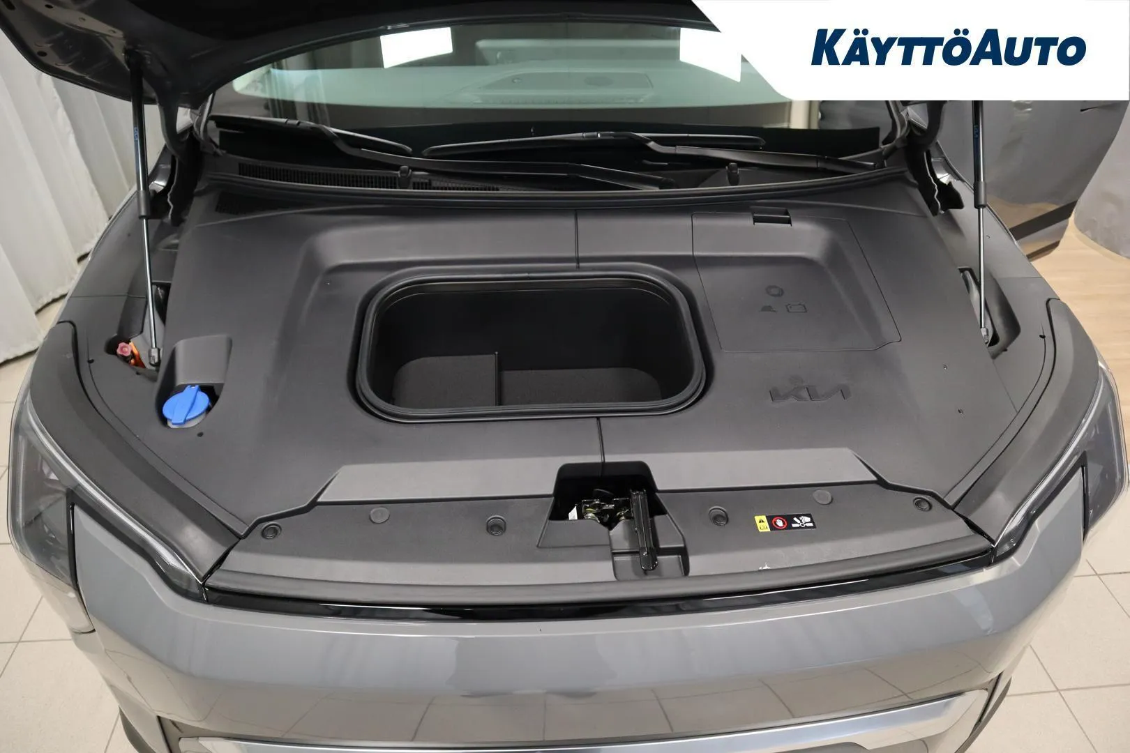 Kia EV3 YMI-989 carousel image