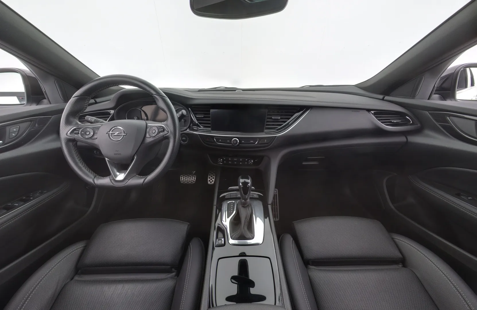 Opel Insignia GPB-401 carousel image