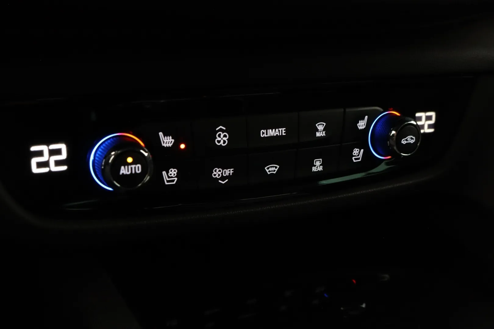 Opel Insignia GPB-401 carousel image