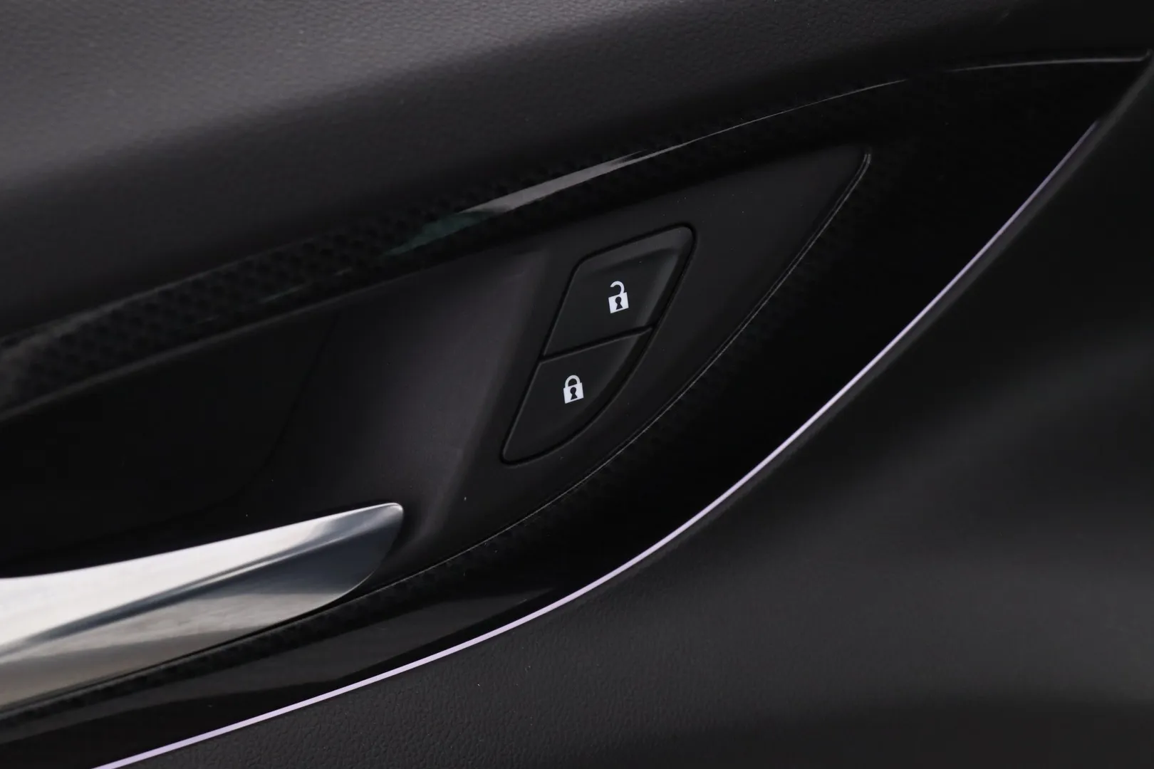 Opel Insignia GPB-401 carousel image