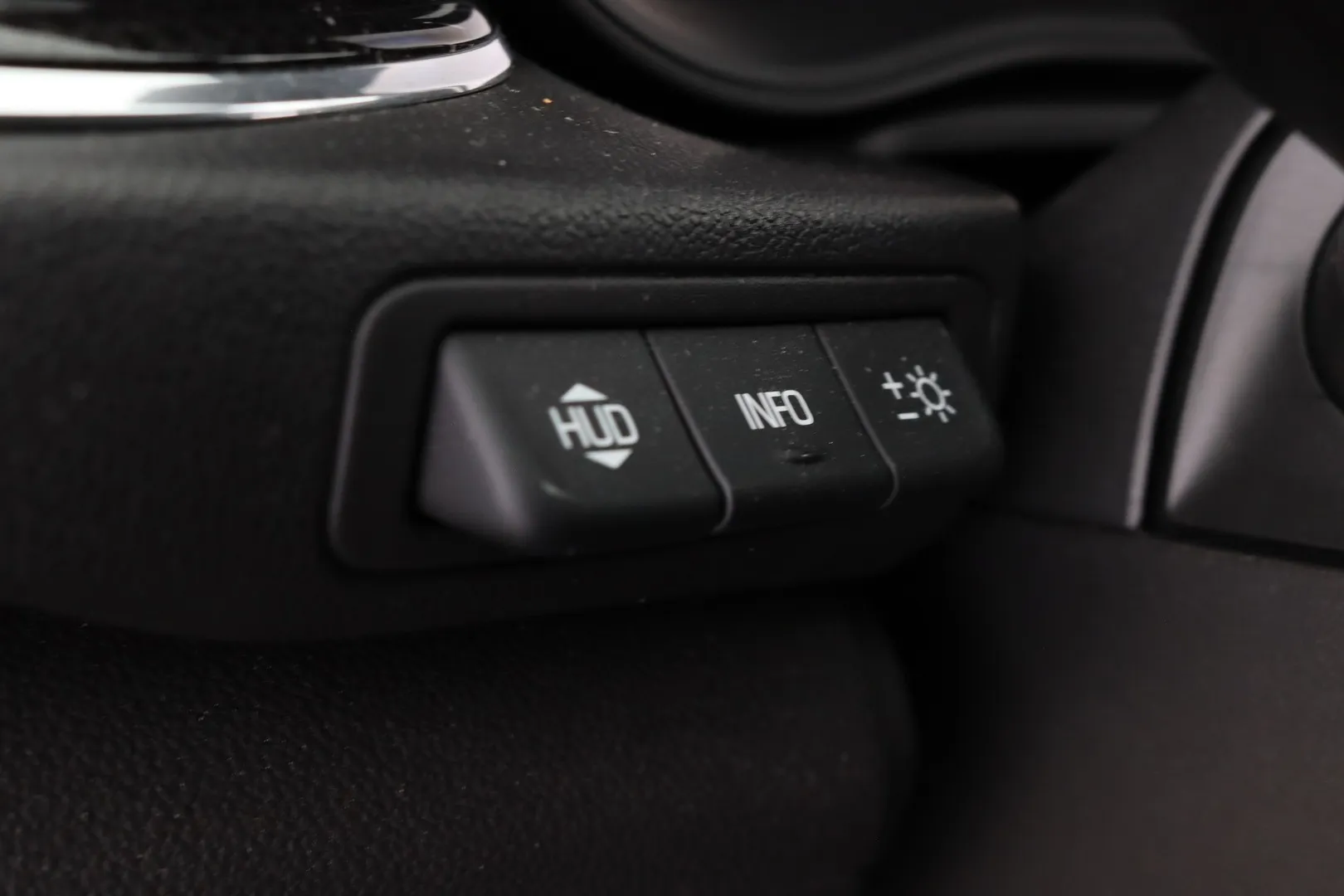 Opel Insignia GPB-401 carousel image